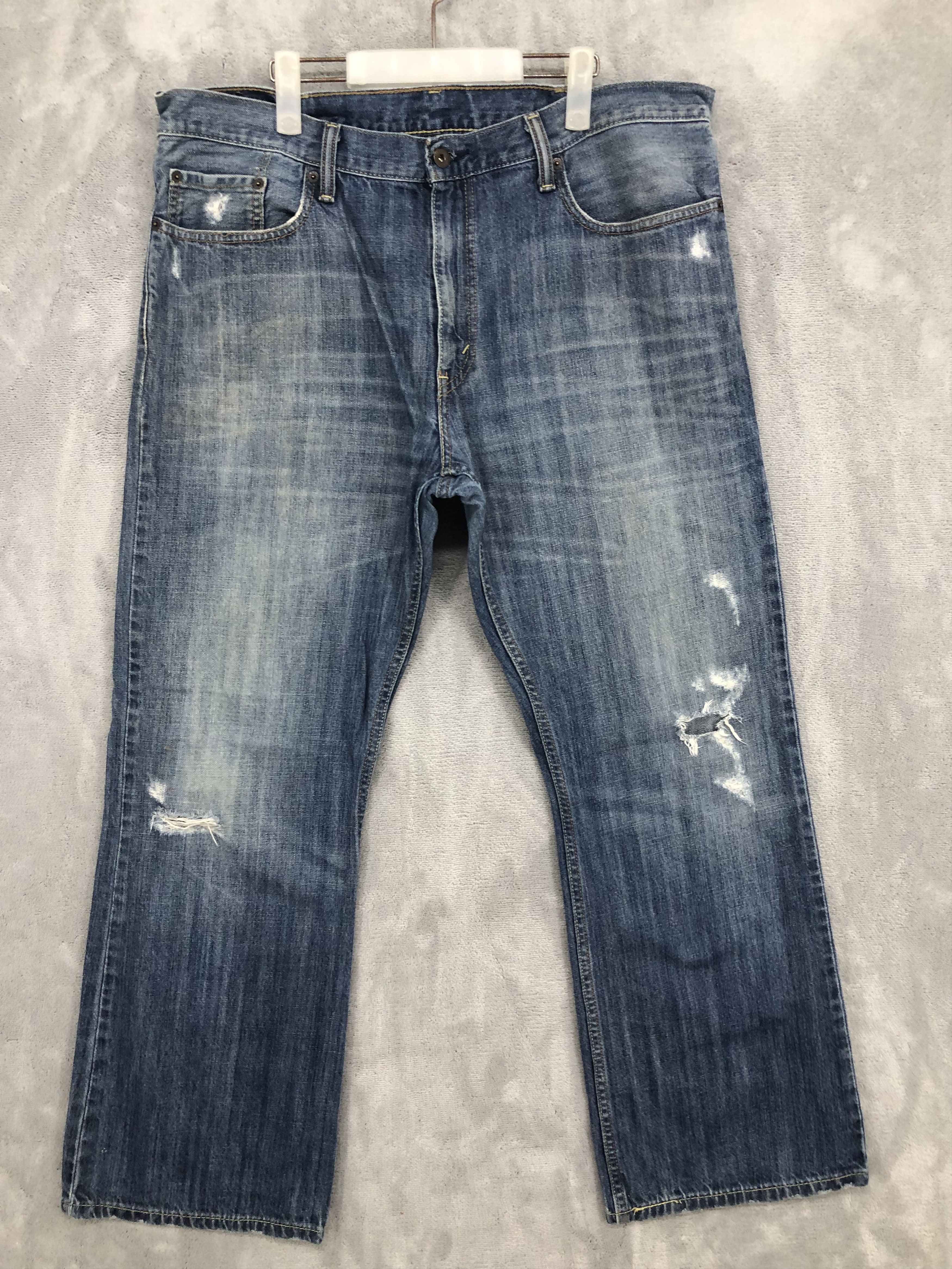 Levi's Vintage Levis 527 Boot Cut Distressed Jeans Size US 38 / EU 54 - 1 Thumbnail