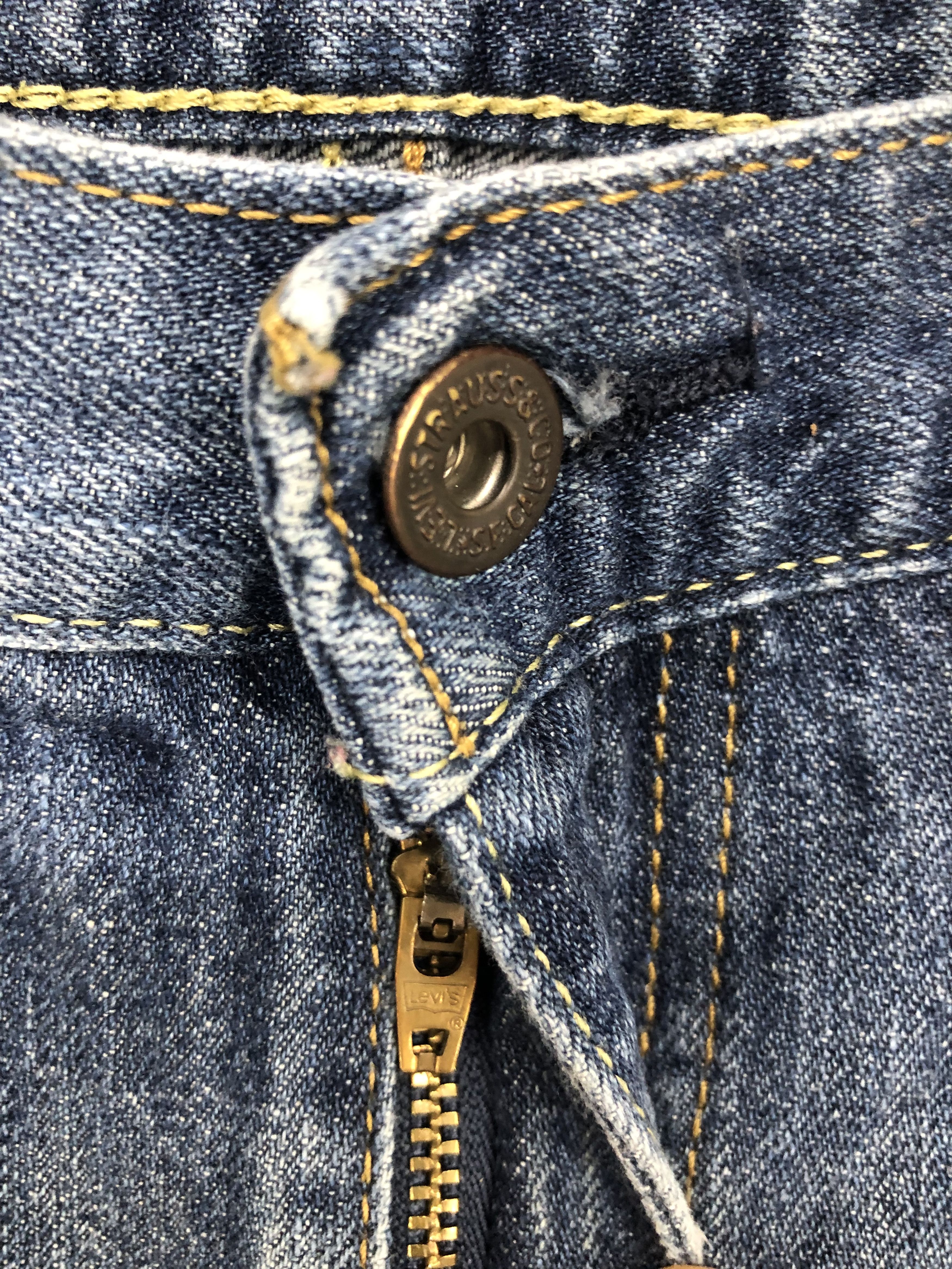 Levi's Vintage Levis 527 Boot Cut Distressed Jeans Size US 38 / EU 54 - 4 Thumbnail