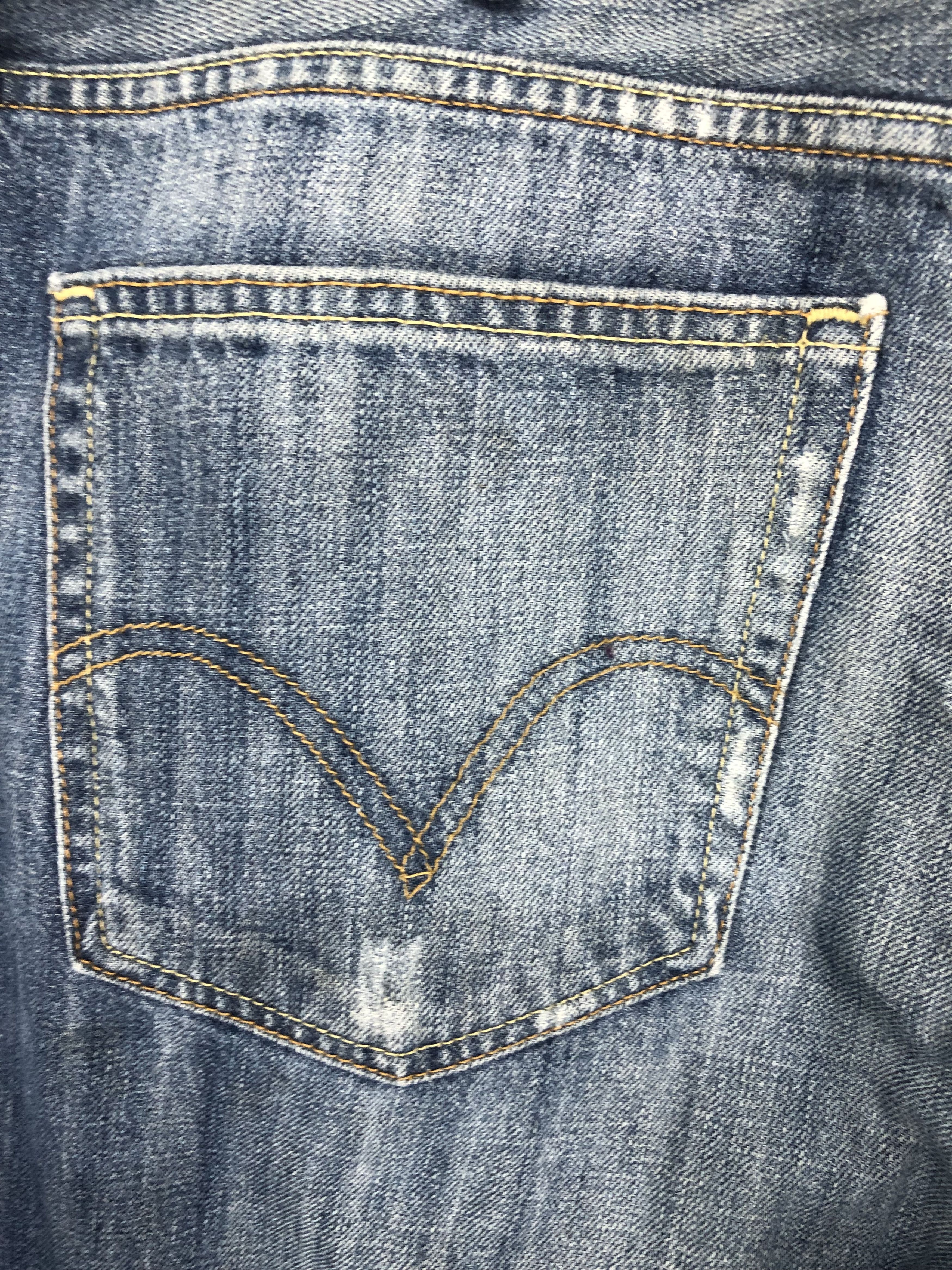 Levi's Vintage Levis 527 Boot Cut Distressed Jeans Size US 38 / EU 54 - 11 Thumbnail