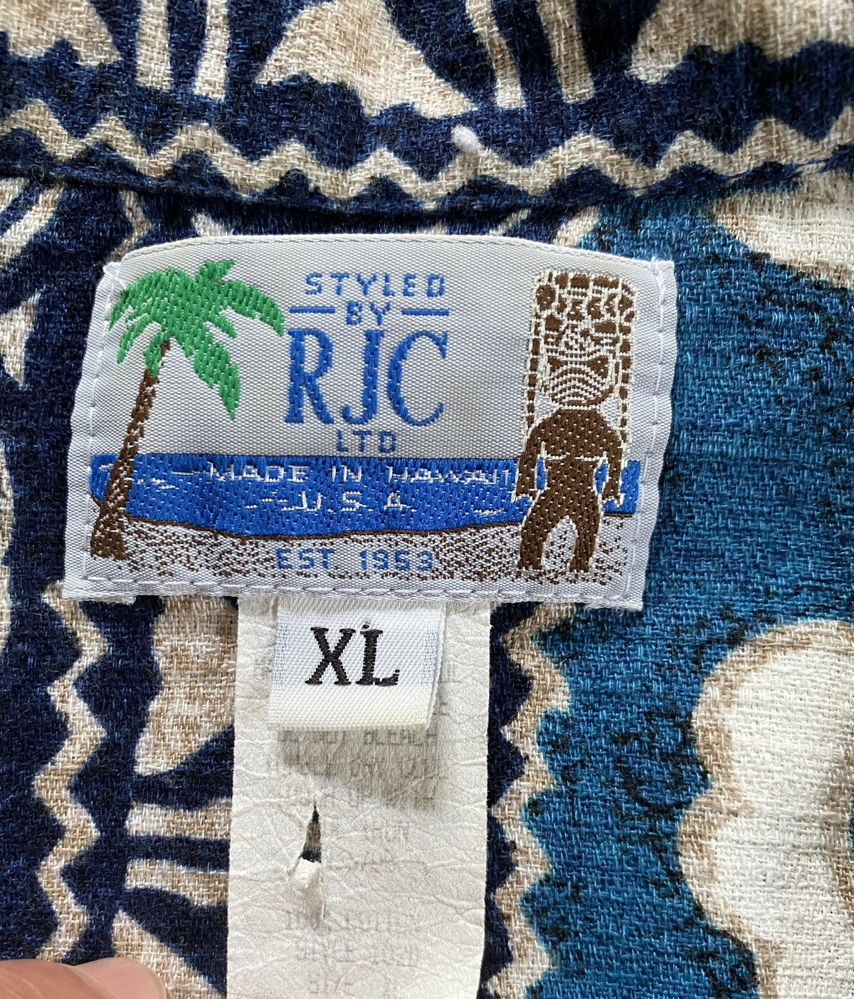 Vintage Vintage 80’s RJC Tribal Hibiscus Blue Hawaiian Button Up Size US XL / EU 56 / 4 - 7 Thumbnail