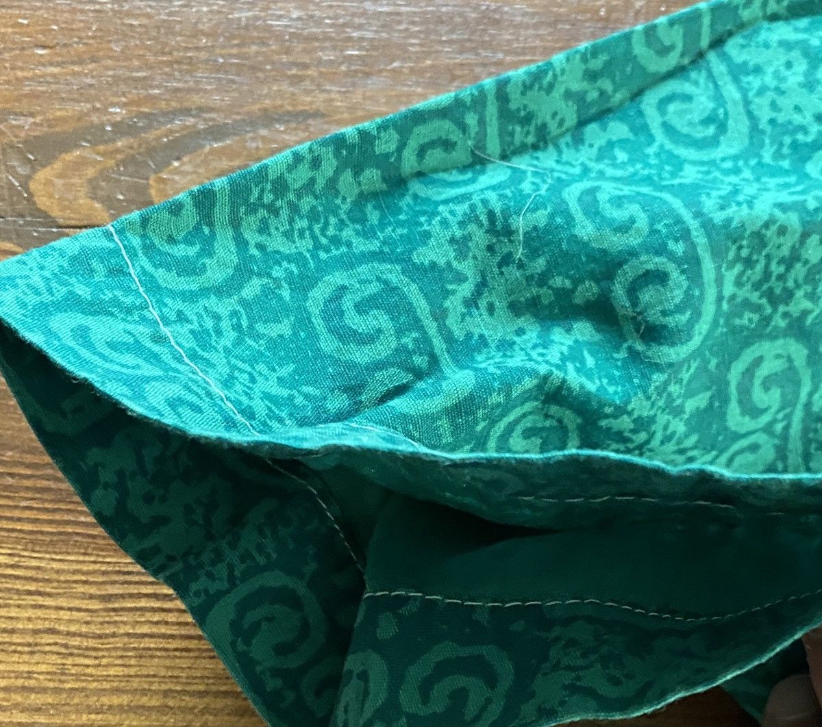 Vintage Vintage 60’s Jim Tillett Green Tribal Hawaiian Style Shirt Size US XL / EU 56 / 4 - 13 Thumbnail