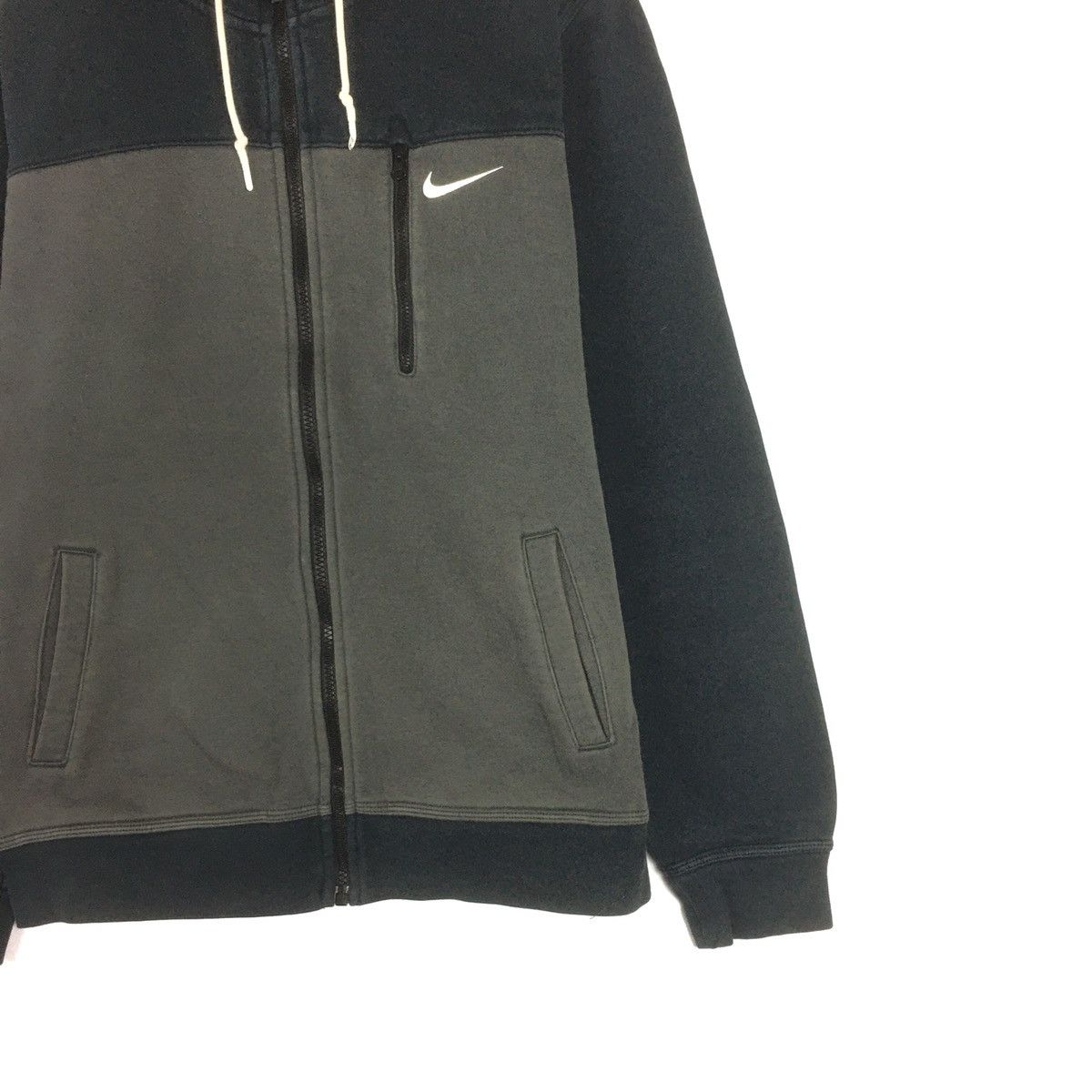 Nike × Vintage Vintage Nike Hoodie Nike Swoosh Nike Sweater Nike Zipper Up Size US M / EU 48-50 / 2 - 3 Thumbnail
