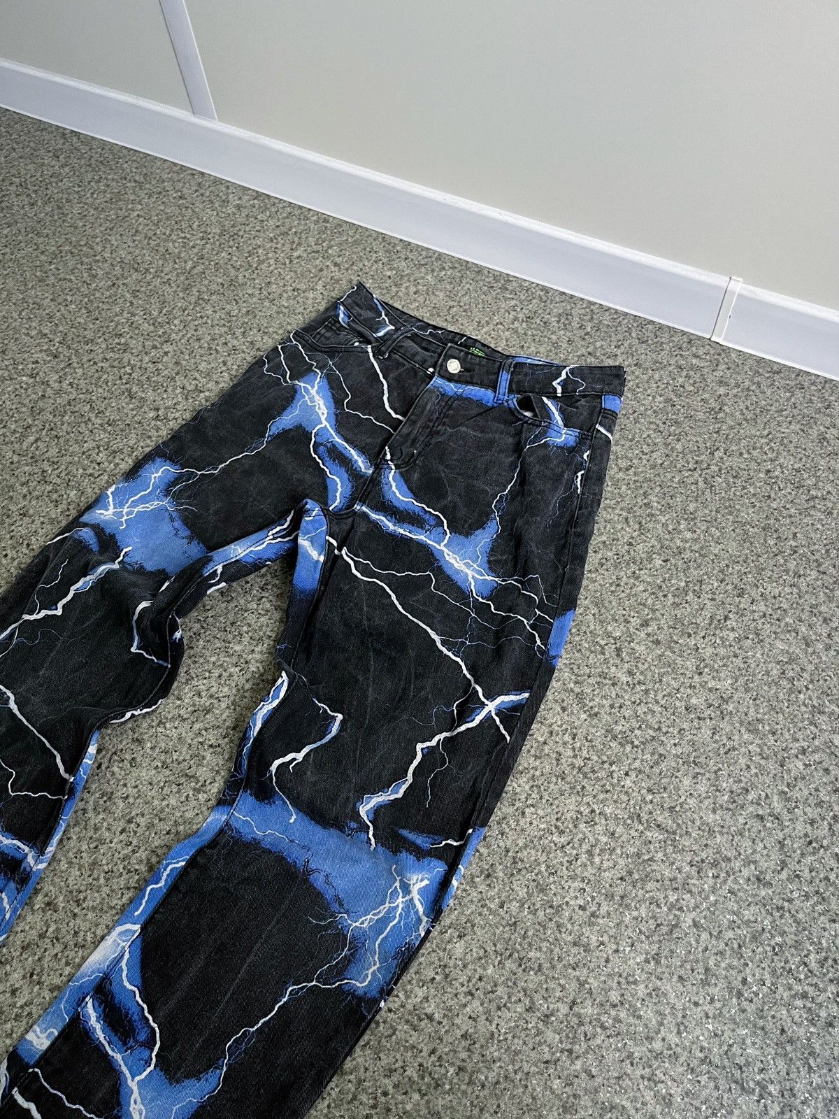 Jaded London JADEN LONDON LIGHTNING BOLT DENIM JEANS SIZE 28 BOYFRIEND Size US 28 / EU 44 - 4 Thumbnail