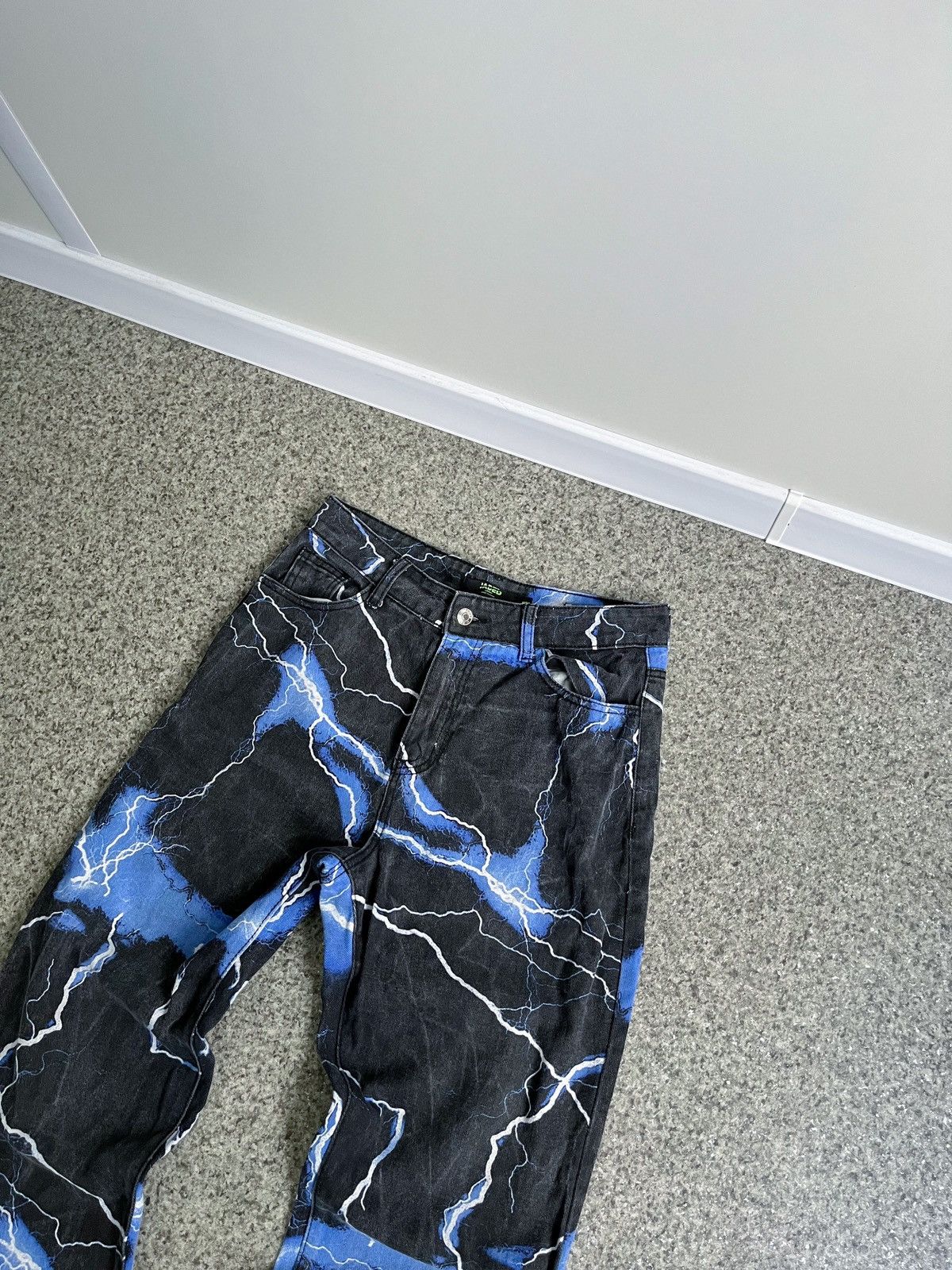 Jaded London JADEN LONDON LIGHTNING BOLT DENIM JEANS SIZE 28 BOYFRIEND Size US 28 / EU 44 - 3 Thumbnail