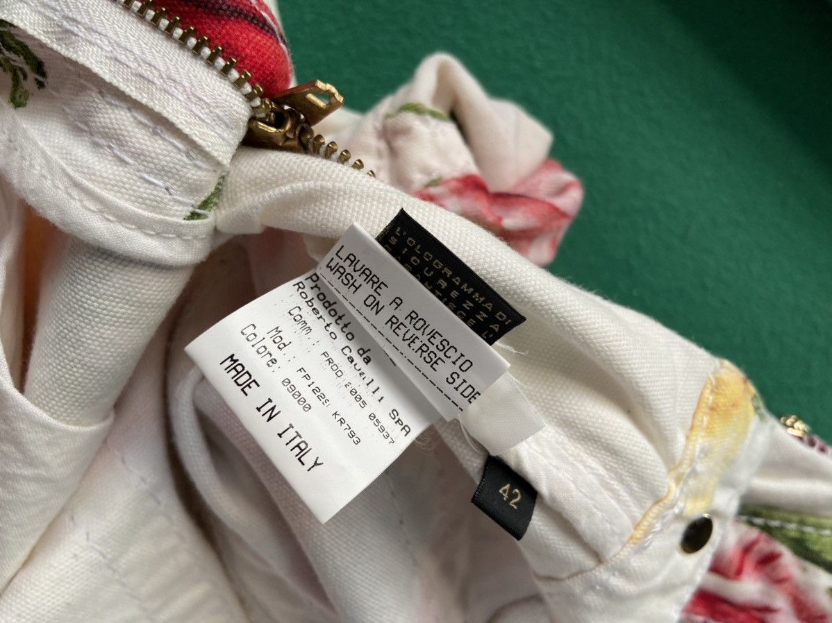 Roberto Cavalli Roberto Cavalli flower print pants Size 28" / US 6 / IT 42 - 4 Thumbnail