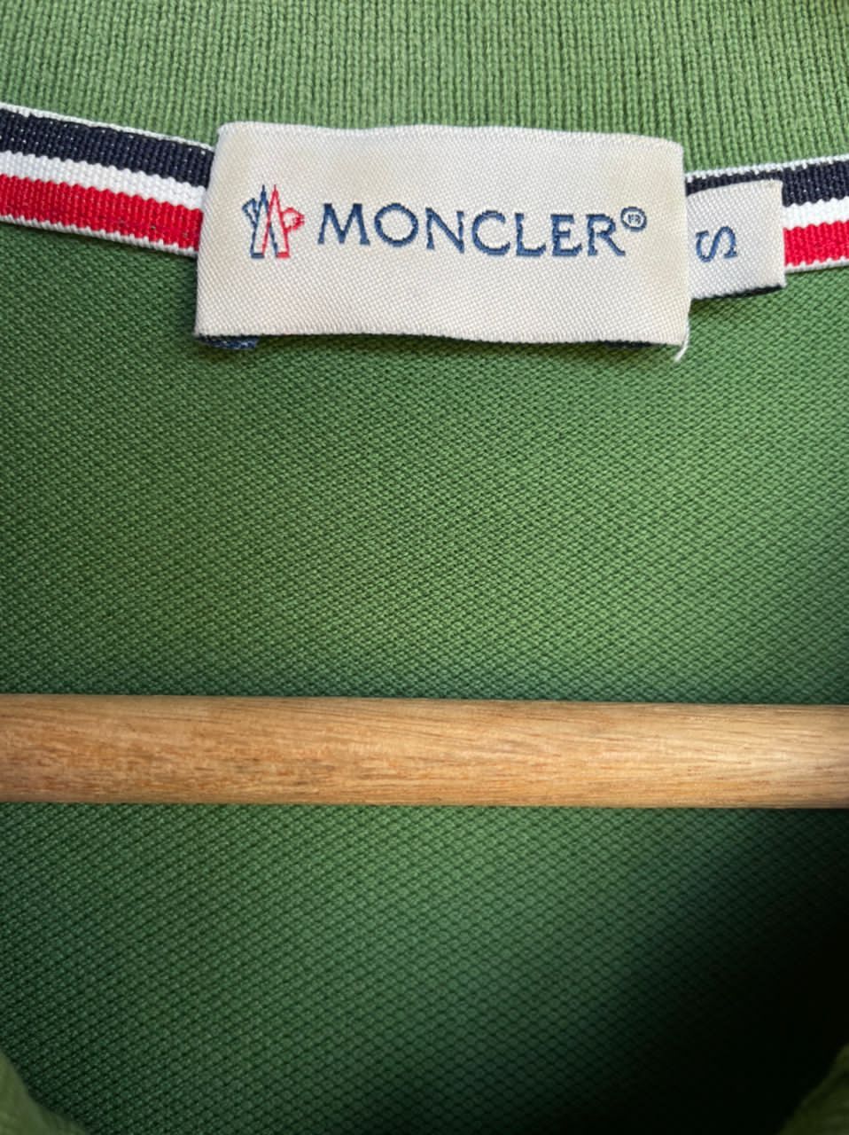 Designer × Moncler Authentic!! Moncler Ringer Button up Polo Shirt Size US S / EU 44-46 / 1 - 6 Thumbnail