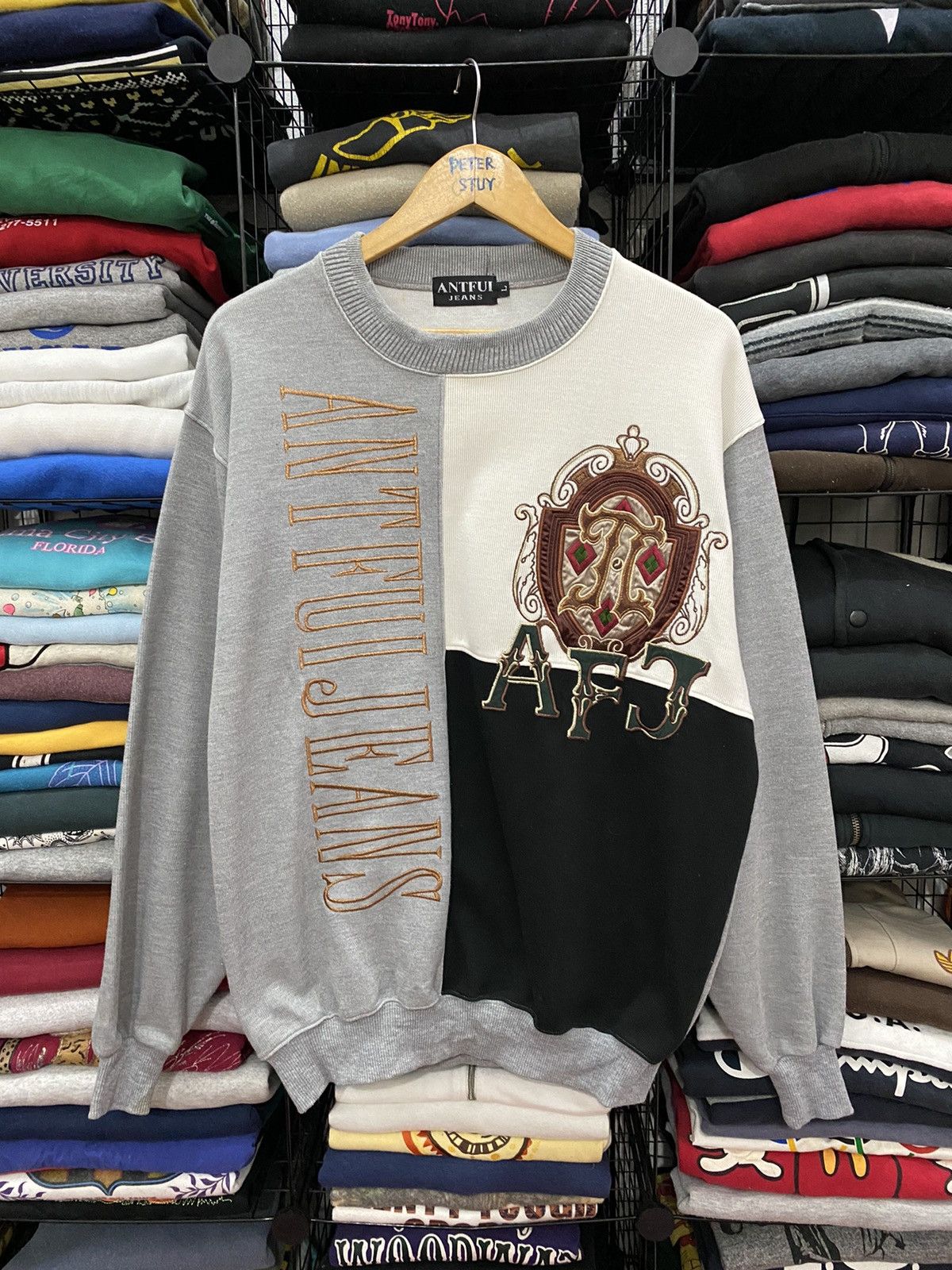 Vintage VINTAGE 90’an ANTFUI JEANS EMBROIDERY LOGO SWEATSHIRT Size US L / EU 52-54 / 3 - 1 Thumbnail