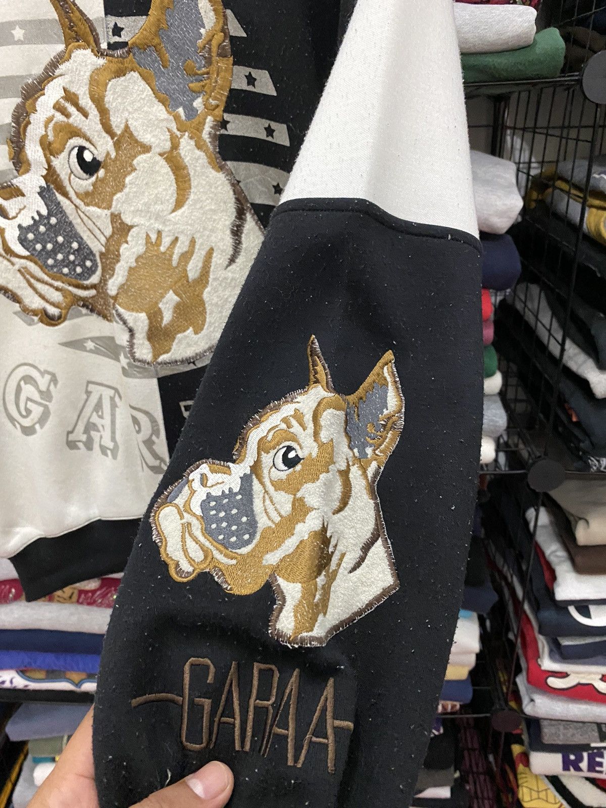 Vintage VINTAGE GARAA SWEATSHIRT Size US L / EU 52-54 / 3 - 3 Thumbnail