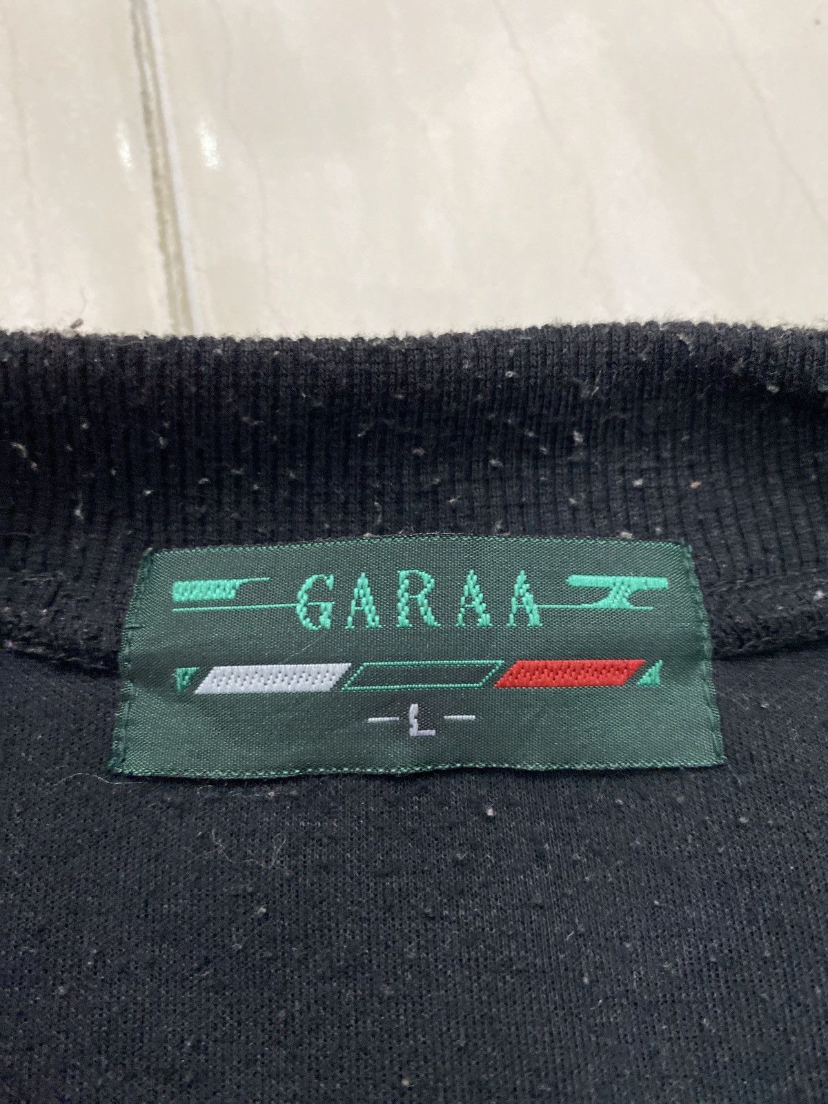 Vintage VINTAGE GARAA SWEATSHIRT Size US L / EU 52-54 / 3 - 5 Thumbnail