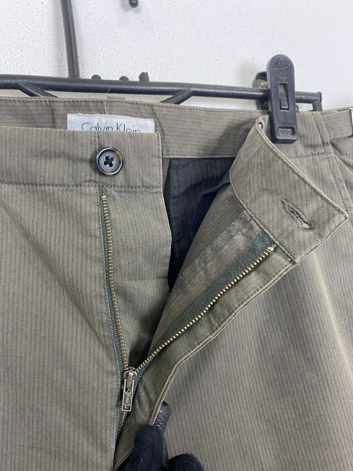 Calvin Klein CALVIN KLEIN STRAIGHT CUT CARGO PANT Size US 36 / EU 52 - 12 Thumbnail