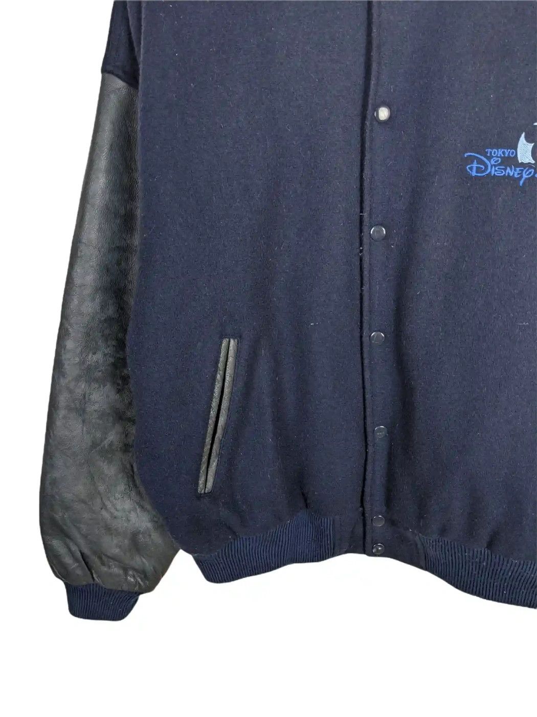 Disney Vtg Disney Varsity Jacket Bombers Leather Outerwear Size US L / EU 52-54 / 3 - 5 Thumbnail