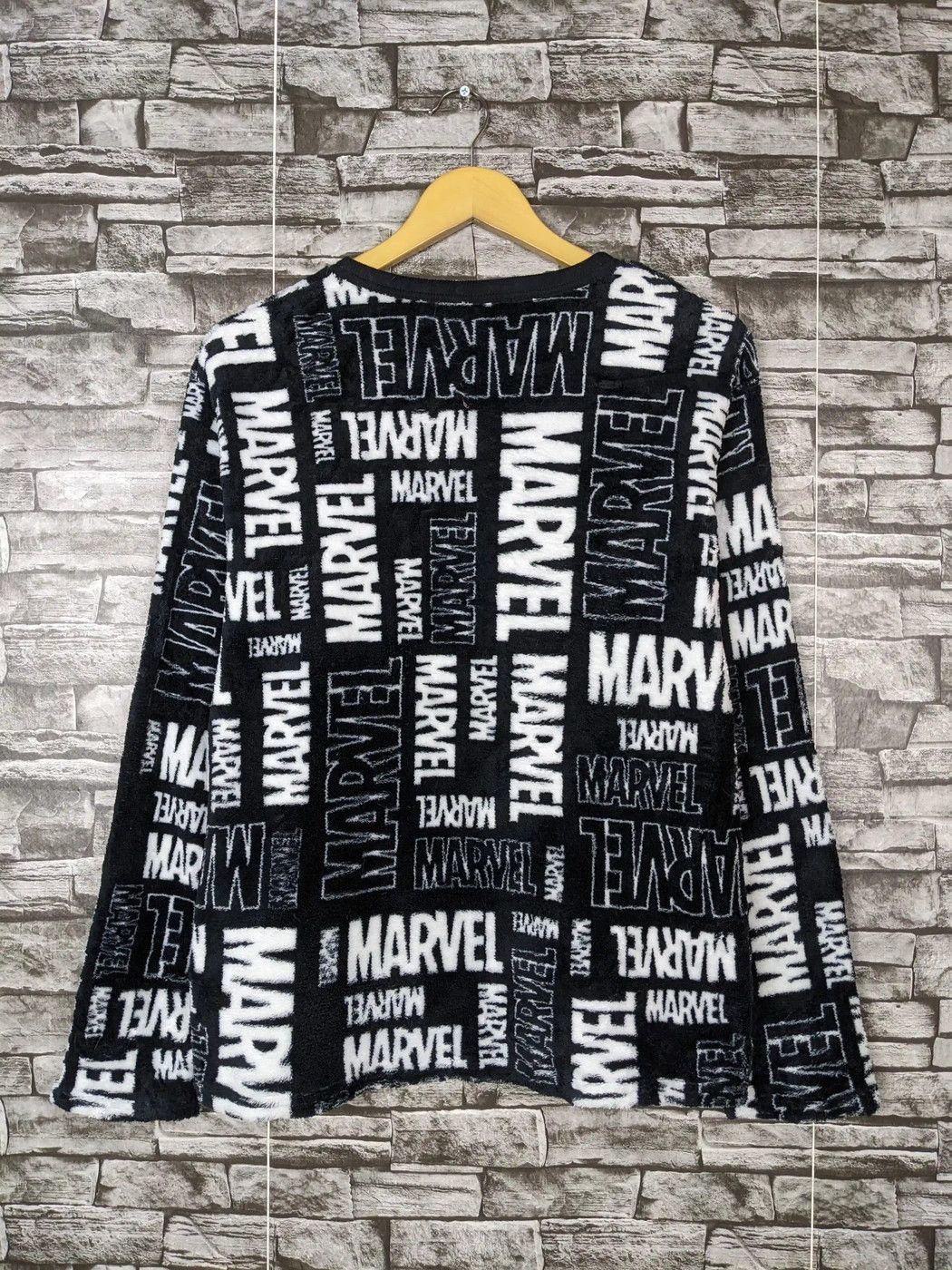 Marvel Comics Vintage Marvel Longsleeve Sweatshirt Pattern Fur Round Size US L / EU 52-54 / 3 - 5 Thumbnail