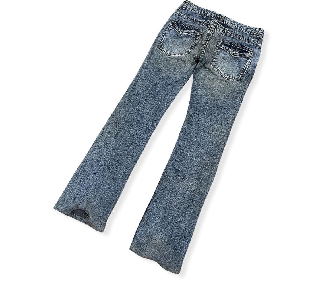 Katharine Hamnett London Katherine Hamnett Front Pocket Bush Distressed Jeans Size US 32 / EU 48 - 6 Thumbnail