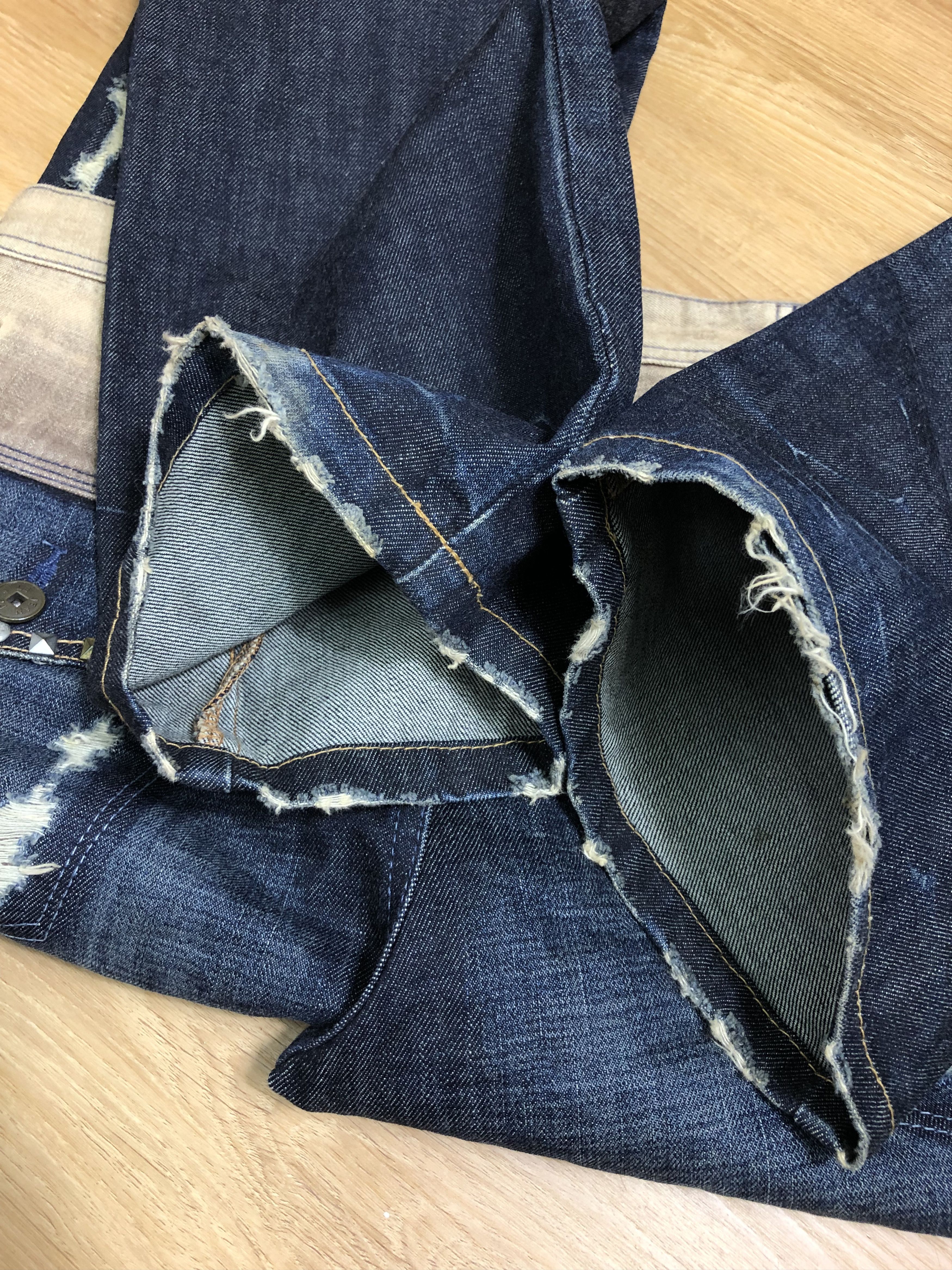 Marithe + Francois Girbaud RARE🔥VINTAGE 90’S SPIKES STUD DISTRESSED STYLE JEAN 31/44 Size US 31 - 15 Thumbnail