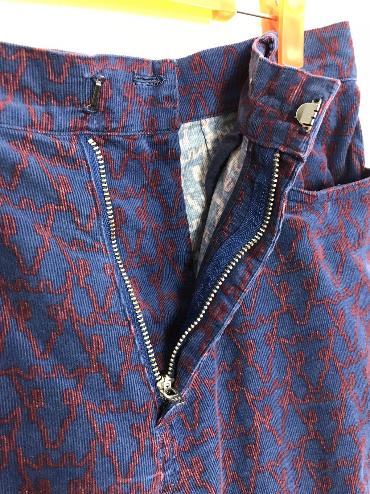 Issey Miyake × Japanese Brand × Tsumori Chisato Tsumori Chisato Corduroy Over Printed Pant Jogger K187j Size 30" / US 8 / IT 44 - 5 Thumbnail