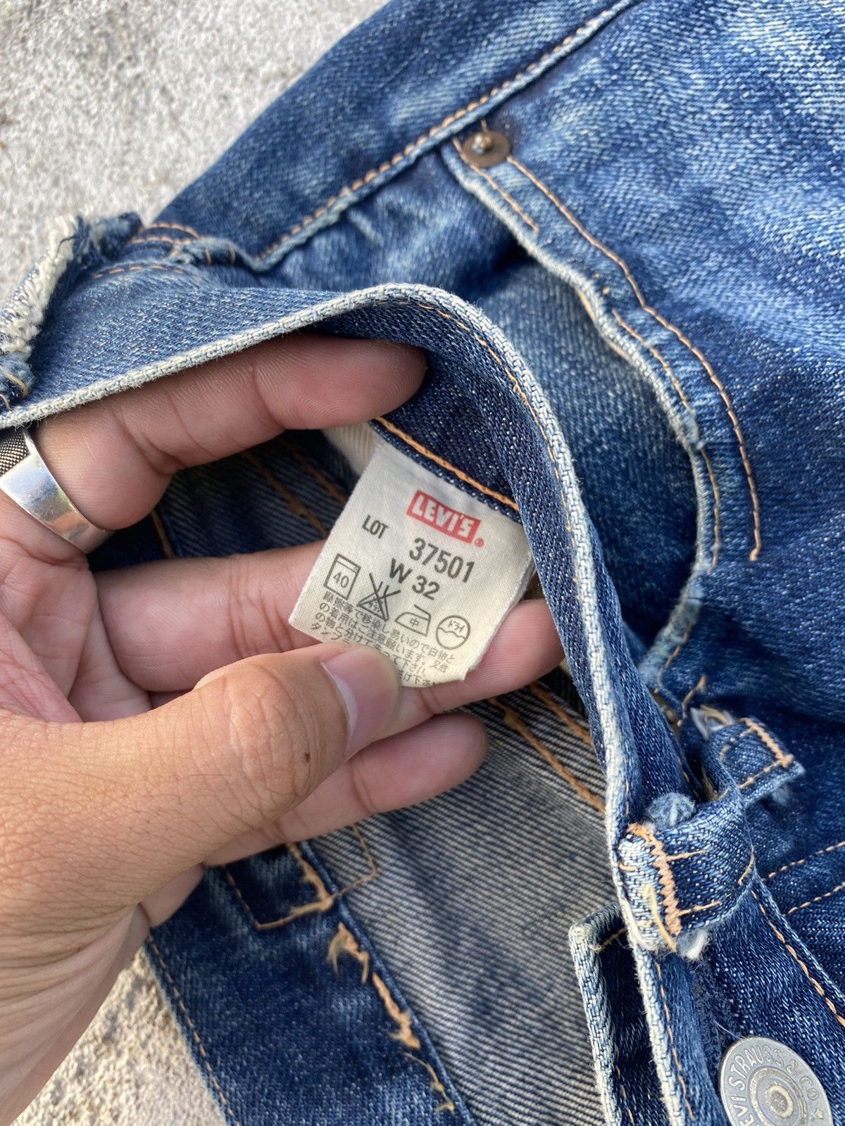 Levi's Vintage Clothing 🖤BLACFRIDAY🖤Vintage Levis 501 Big E Selvedge Denim Jeans Size US 32 / EU 48 - 13 Thumbnail