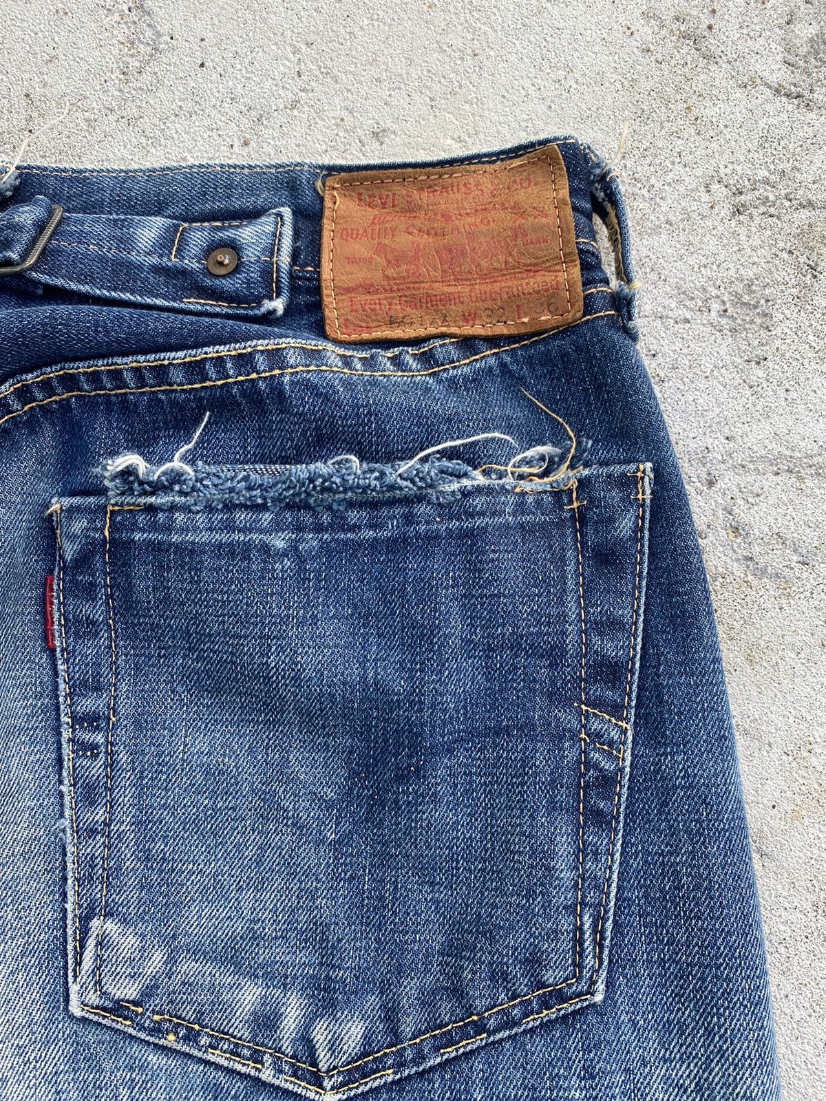 Levi's Vintage Clothing 🖤BLACFRIDAY🖤Vintage Levis 501 Big E Selvedge Denim Jeans Size US 32 / EU 48 - 8 Thumbnail