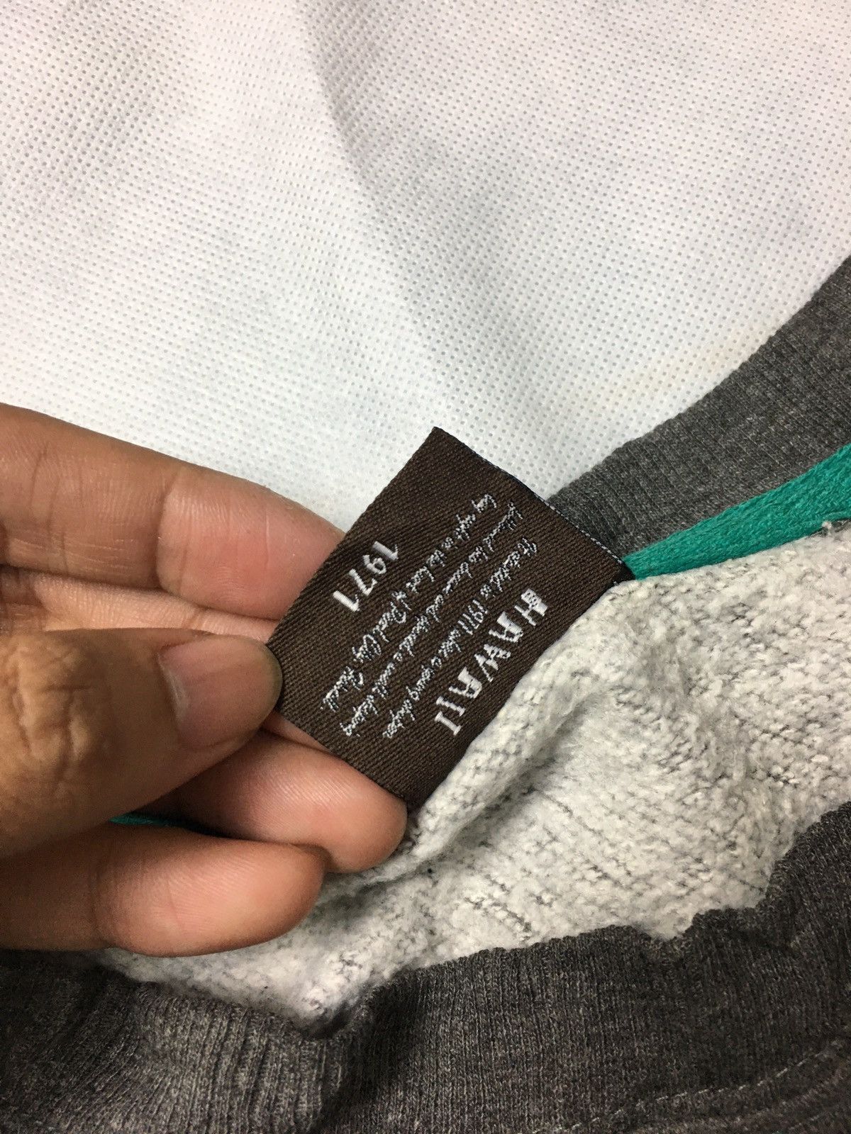 Japanese Brand Vintage Yin Yang Logo T&C Surf Design Hawaii Sweatshirt Size US M / EU 48-50 / 2 - 7 Thumbnail