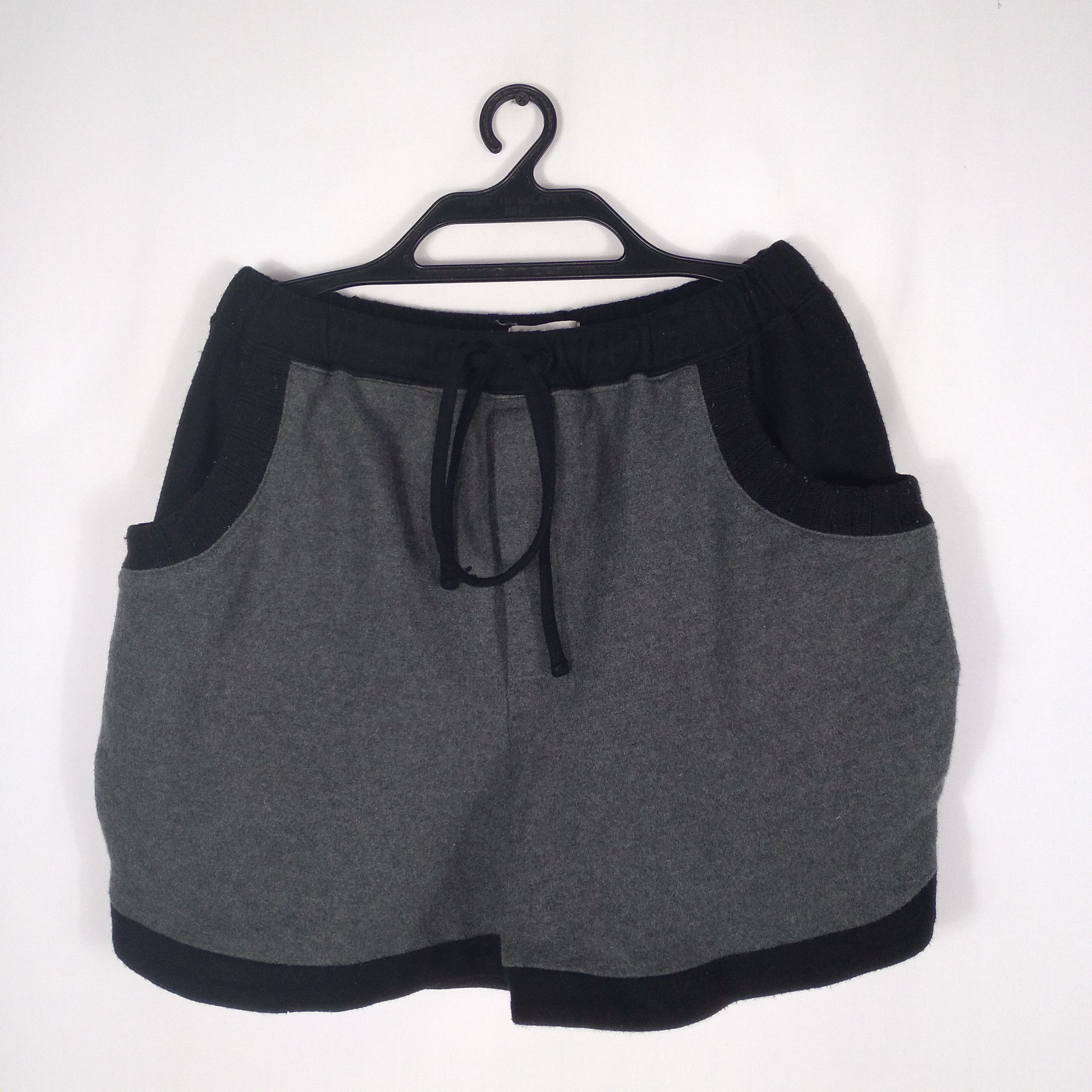 Designer × Issey Miyake × Tsumori Chisato 🔥Rare🔥🇯🇵Tsumori Chisato Daw String Outdoor Shorts Sweat Pants Size US 26 / EU 42 - 3 Thumbnail