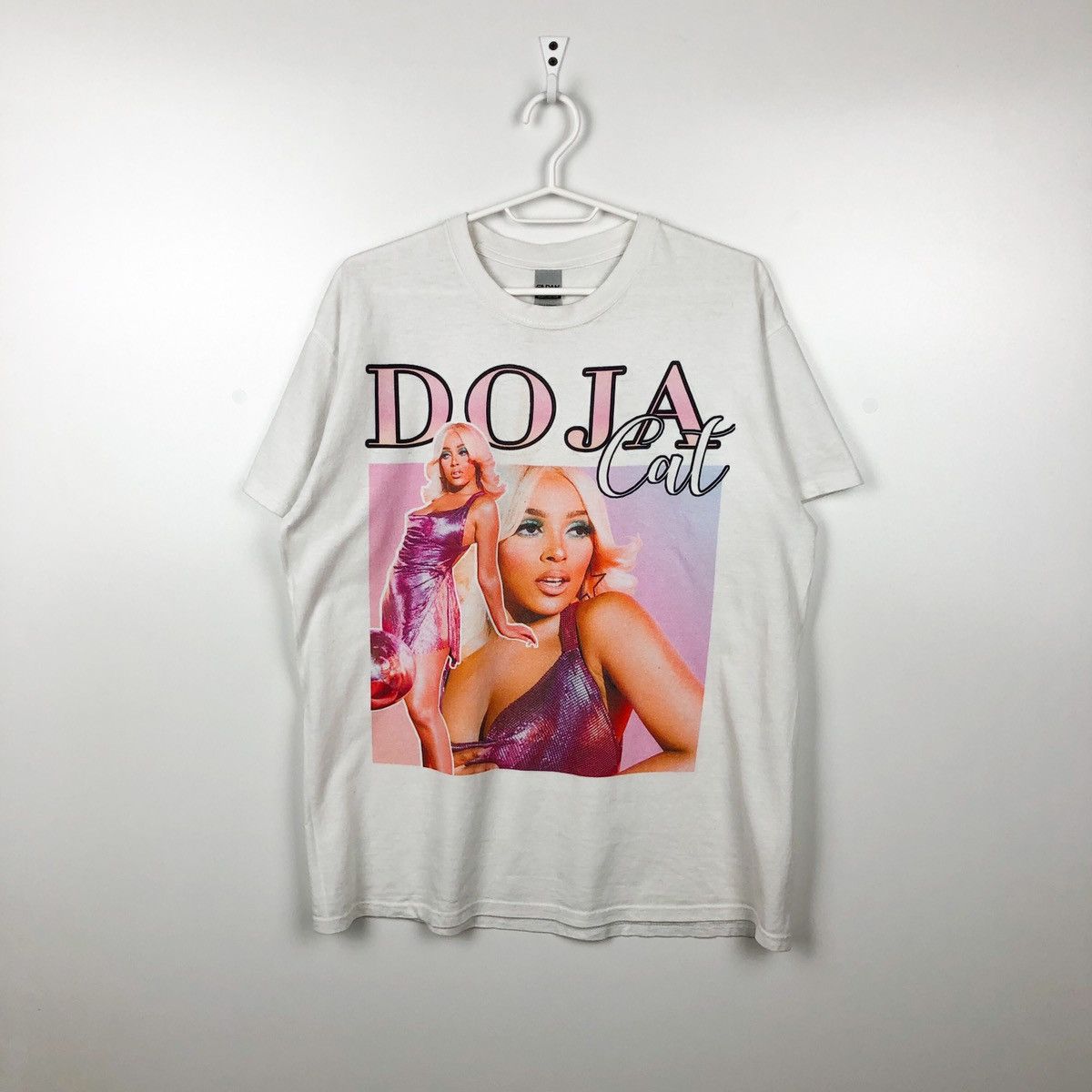 Band Tees × Gildan Band rap tee Doja Cat gildan size L Size US L / EU 52-54 / 3 - 1 Thumbnail