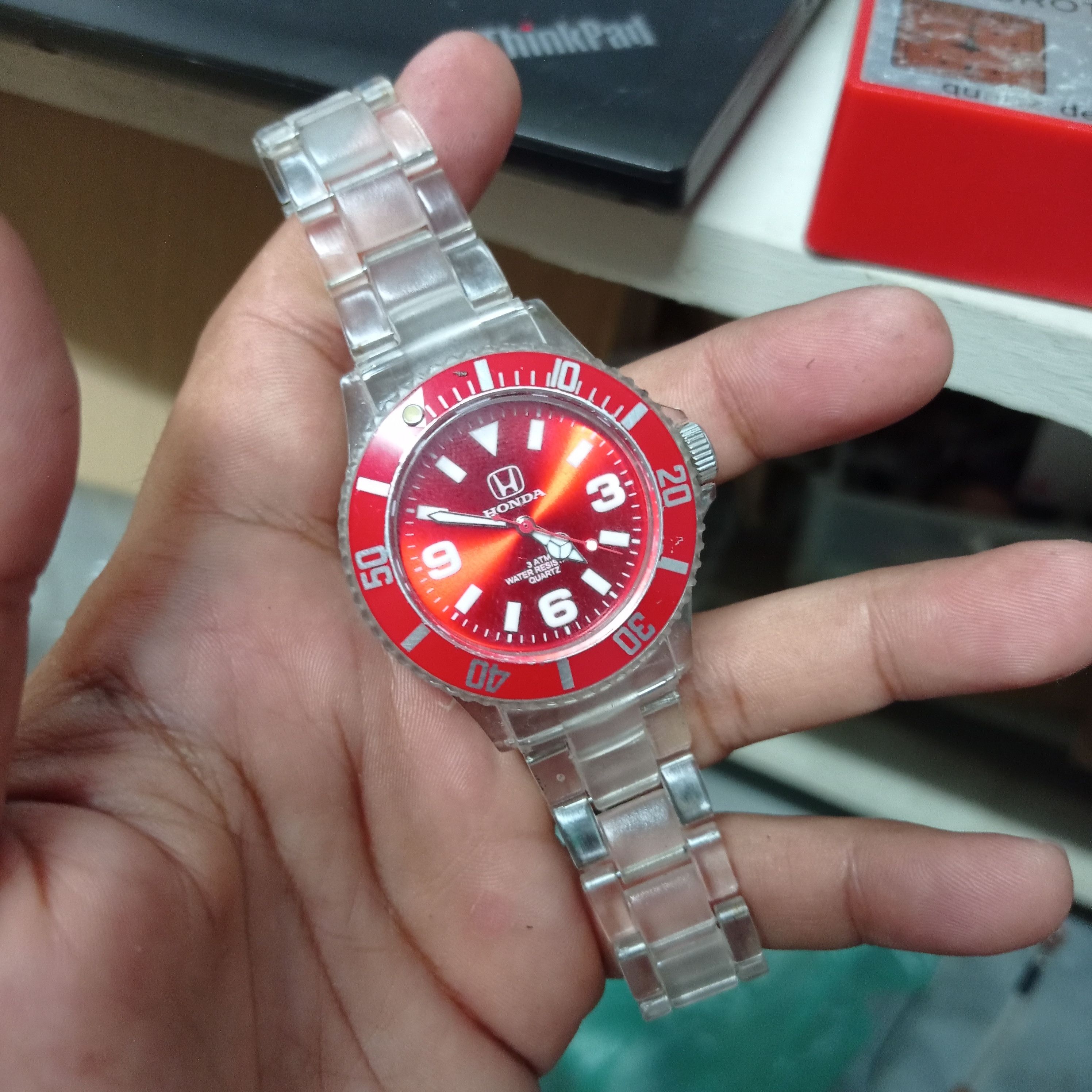 Honda Vintage 💥 Red Monster (HONDA JAPAN WATCH). 3ATM WR. Size ONE SIZE - 5 Thumbnail