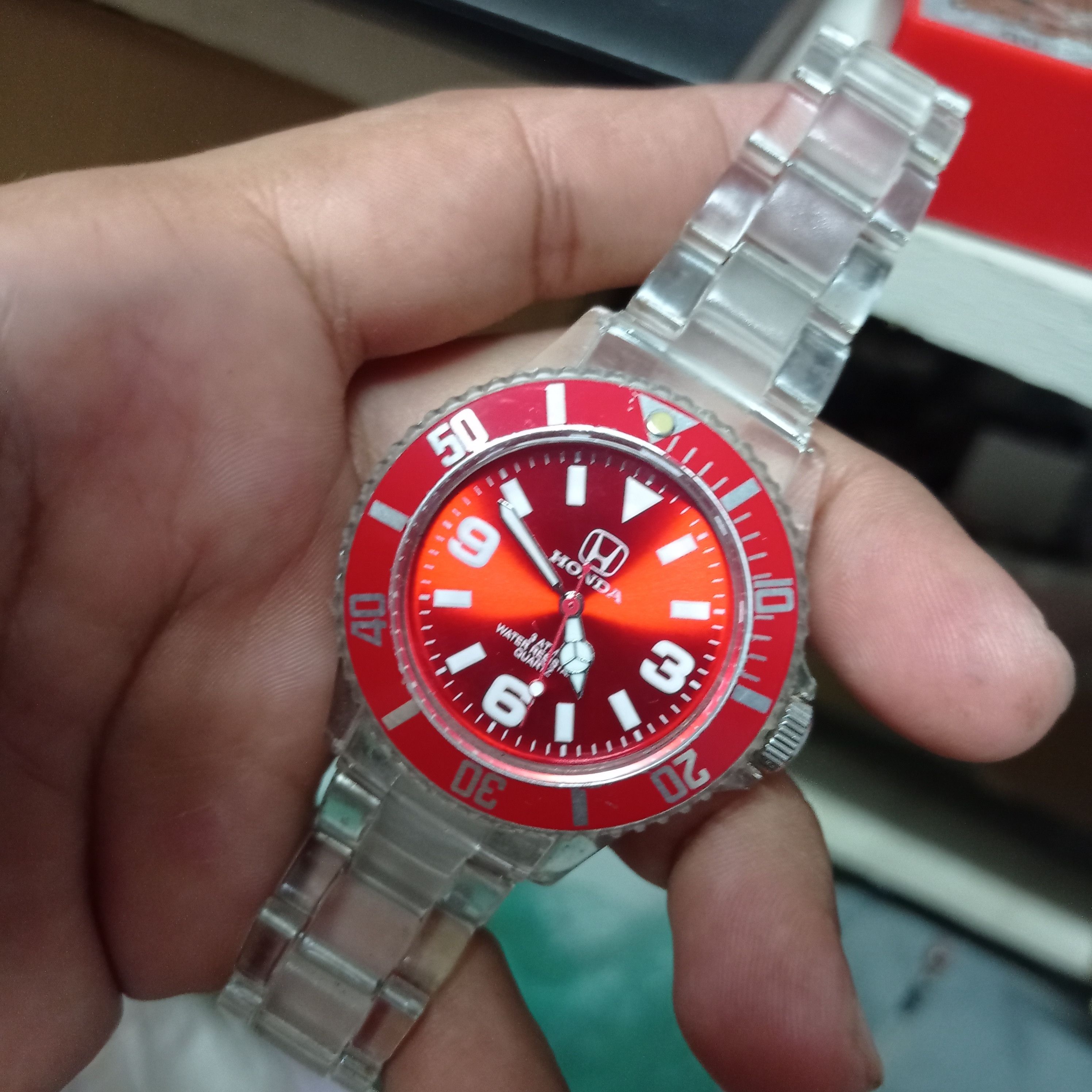 Honda Vintage 💥 Red Monster (HONDA JAPAN WATCH). 3ATM WR. Size ONE SIZE - 6 Thumbnail