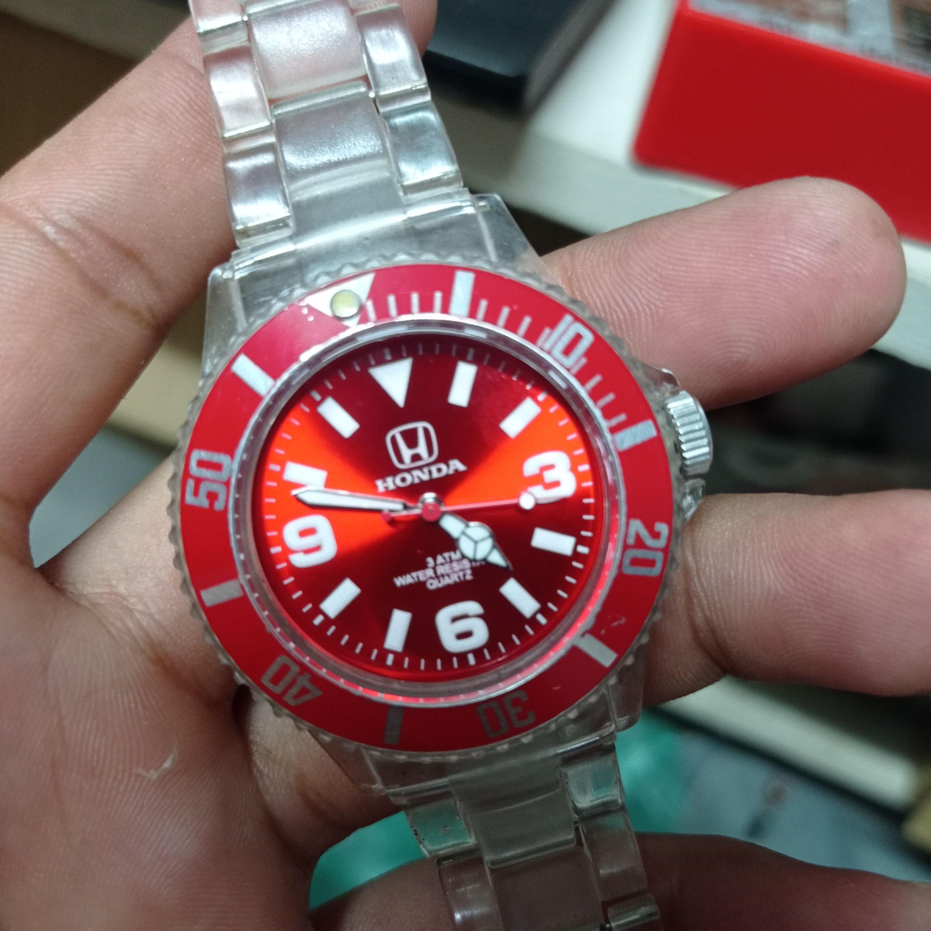 Honda Vintage 💥 Red Monster (HONDA JAPAN WATCH). 3ATM WR. Size ONE SIZE - 19 Thumbnail