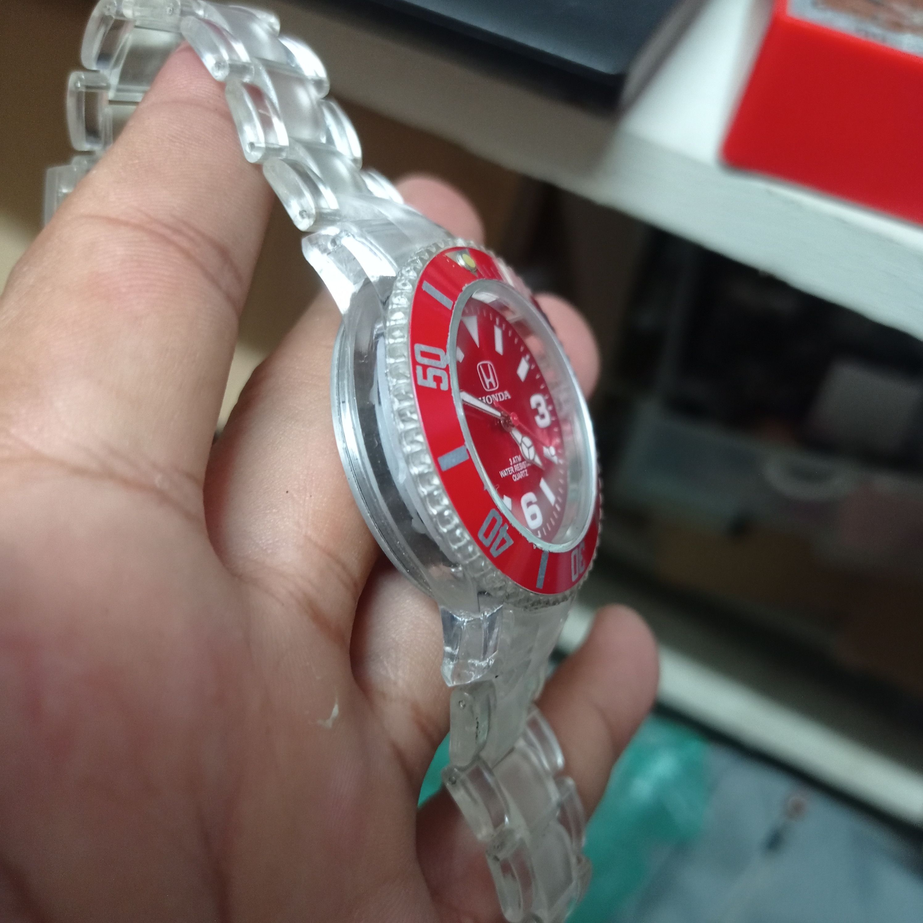 Honda Vintage 💥 Red Monster (HONDA JAPAN WATCH). 3ATM WR. Size ONE SIZE - 8 Thumbnail
