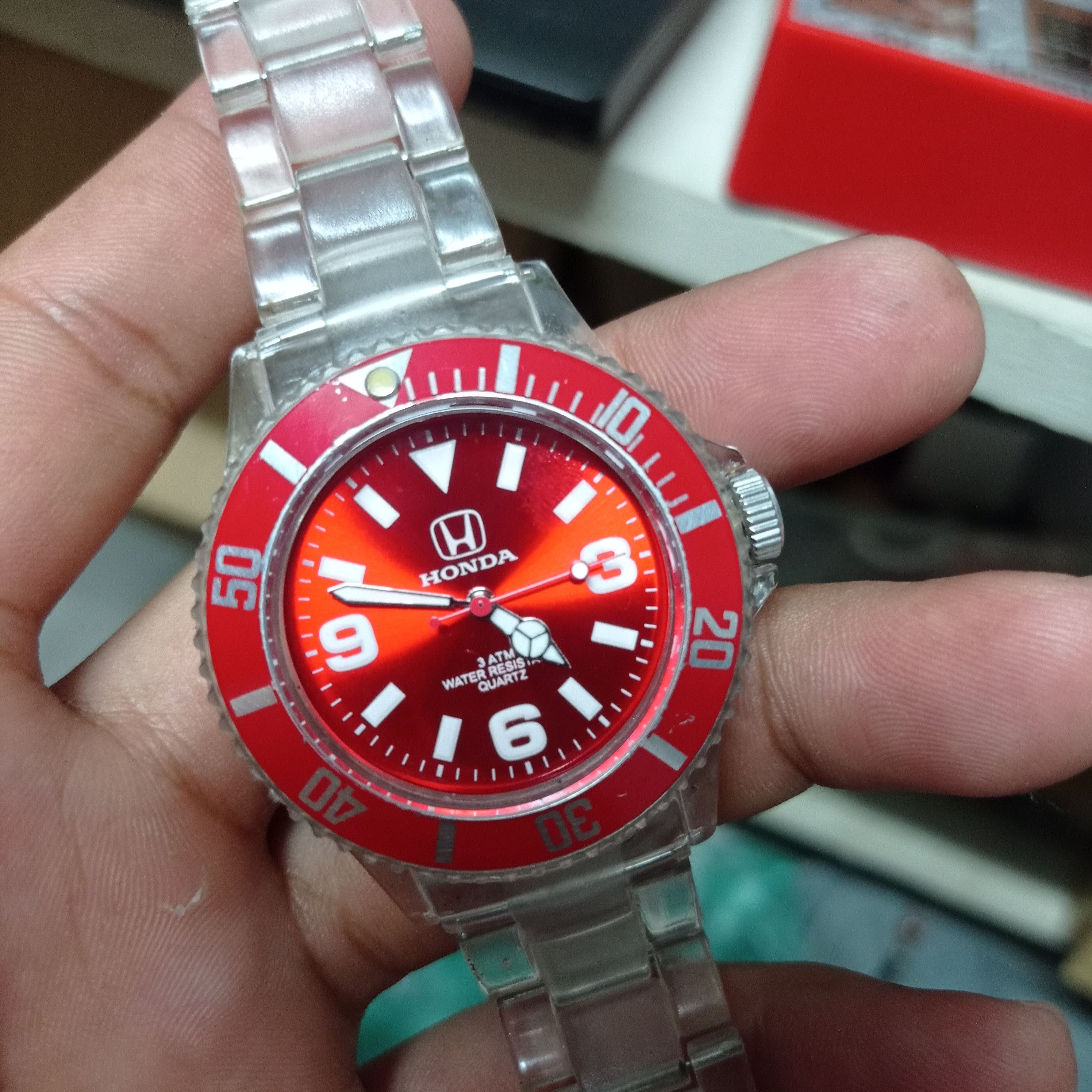 Honda Vintage 💥 Red Monster (HONDA JAPAN WATCH). 3ATM WR. Size ONE SIZE - 2 Thumbnail
