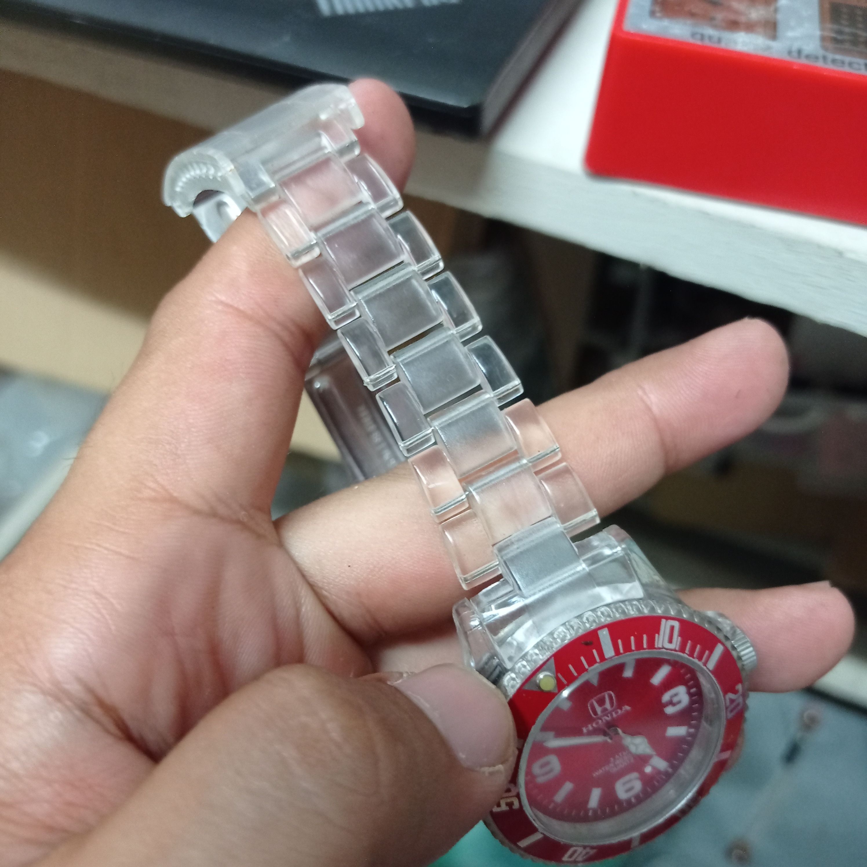 Honda Vintage 💥 Red Monster (HONDA JAPAN WATCH). 3ATM WR. Size ONE SIZE - 13 Thumbnail