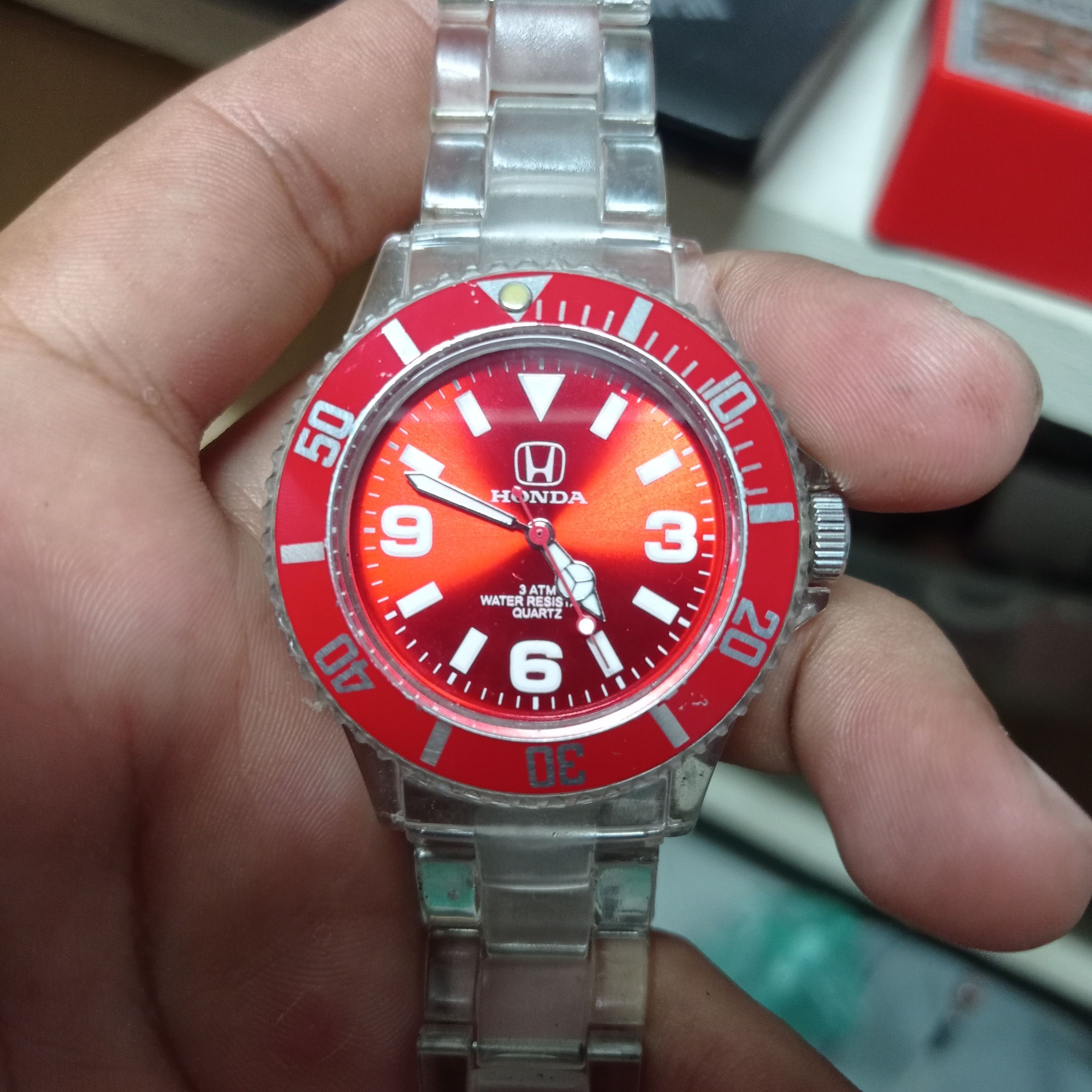 Honda Vintage 💥 Red Monster (HONDA JAPAN WATCH). 3ATM WR. Size ONE SIZE - 7 Thumbnail