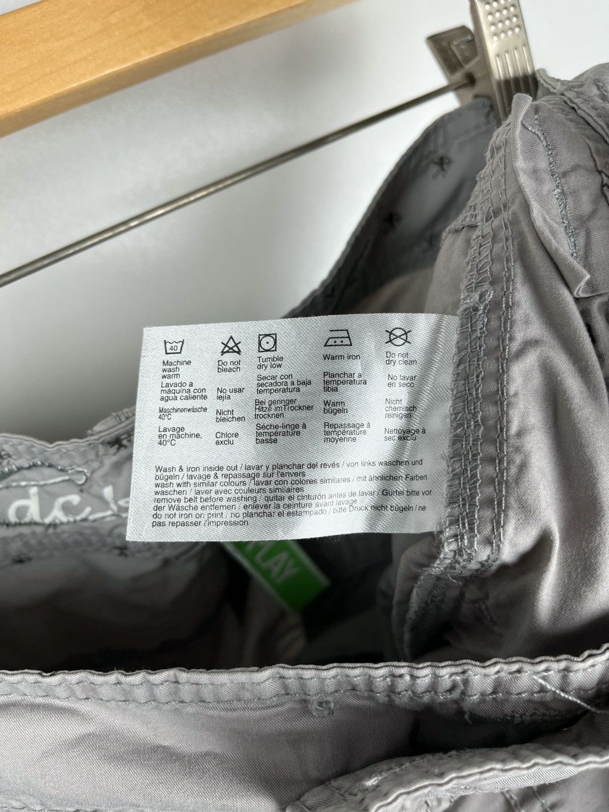 Japanese Brand Vintage Y2k cargo streetwear pants size 40 long Size 27" / US 4 / IT 40 - 7 Thumbnail