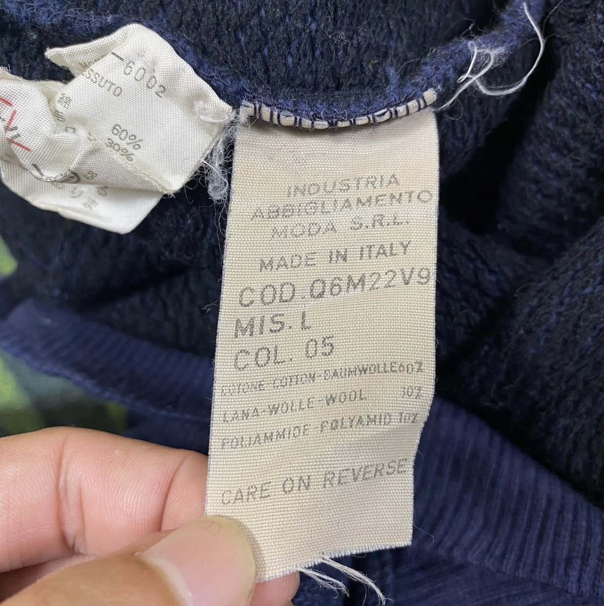 Emporio Armani × Vintage Vintage ARMANI JEANS Made In Italy Sweatshirt Pullover Size US L / EU 52-54 / 3 - 8 Thumbnail