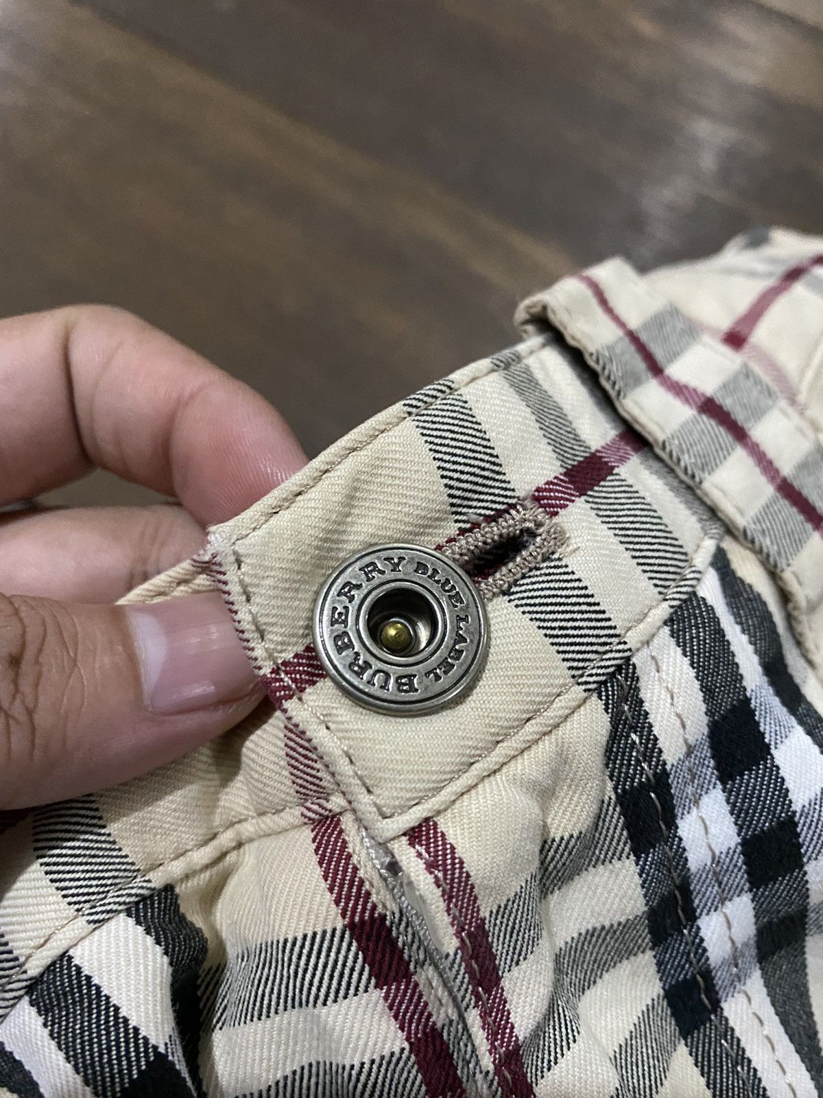 Burberry 💸SEND OFFER💸Burberry London Blue Lebel Nova Checked Size US 26 / EU 42 - 6 Thumbnail