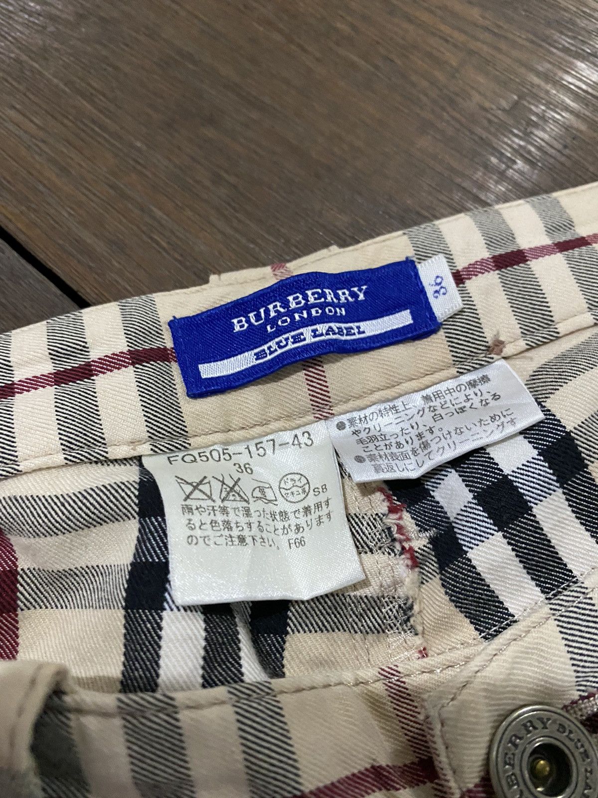 Burberry 💸SEND OFFER💸Burberry London Blue Lebel Nova Checked Size US 26 / EU 42 - 5 Thumbnail