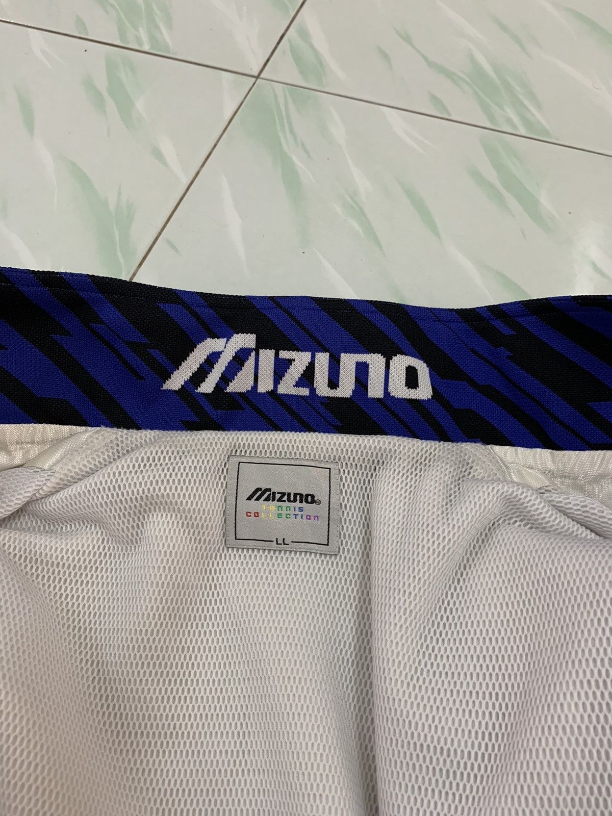 Mizuno Vintage Mizuno Tennis Collection Windbreaker Jacket Size US XL / EU 56 / 4 - 9 Thumbnail