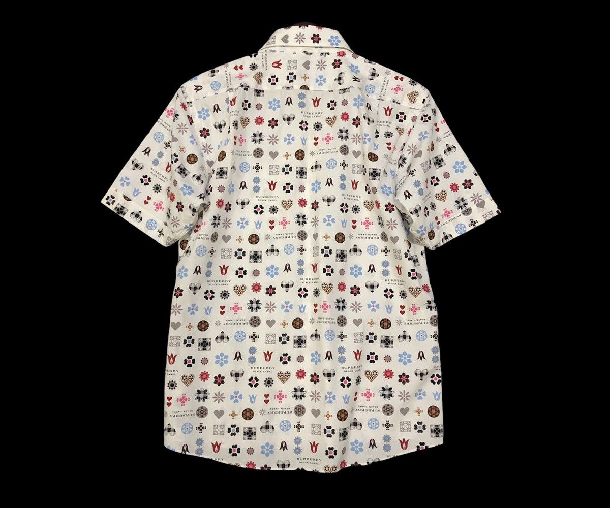 Burberry Burberry BlackLabel Spell Out Over Print Shirt Size US S / EU 44-46 / 1 - 8 Thumbnail