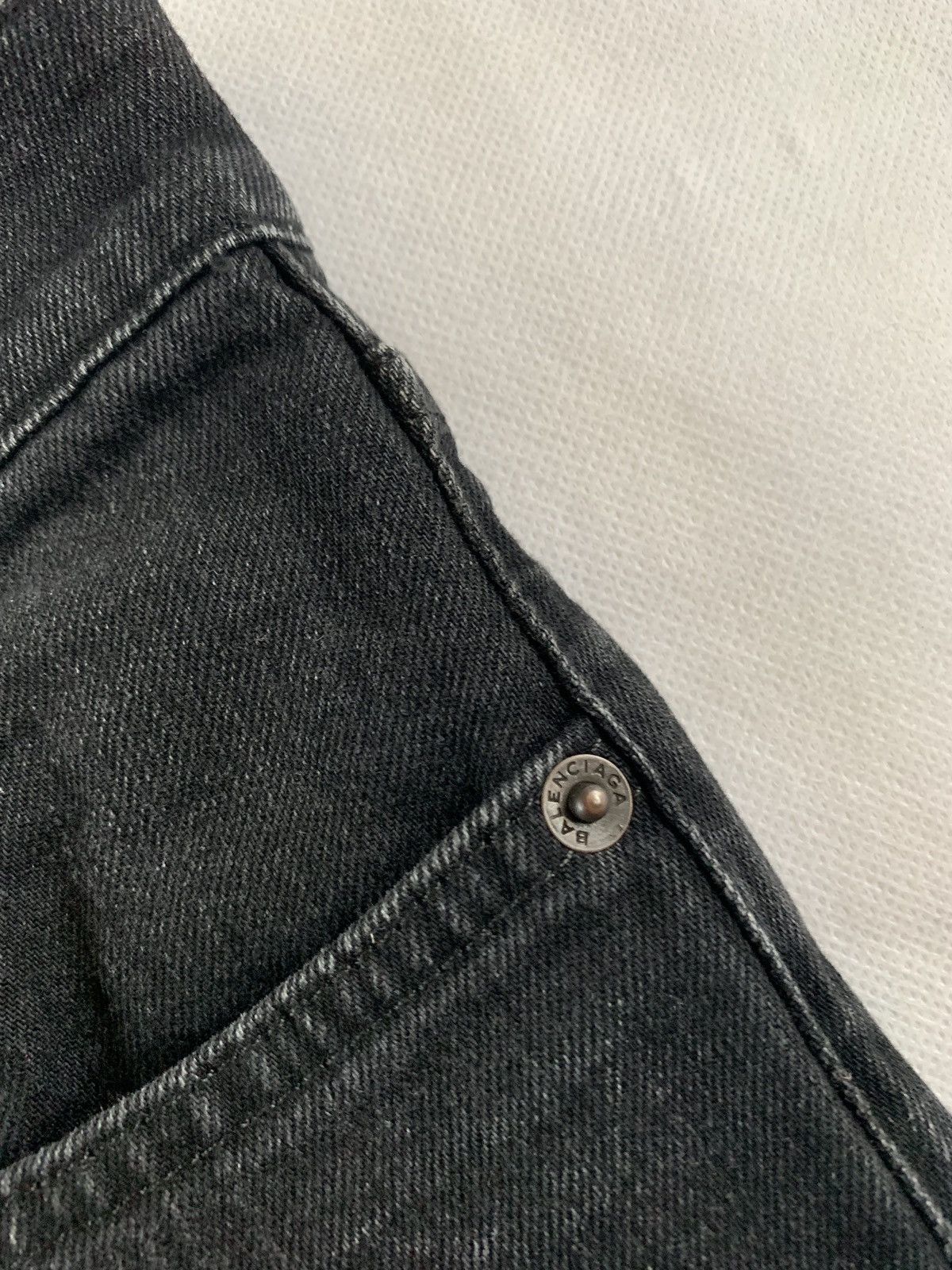 Balenciaga SS18 Knee Slit Denim in Black Size US 29 - 10 Thumbnail