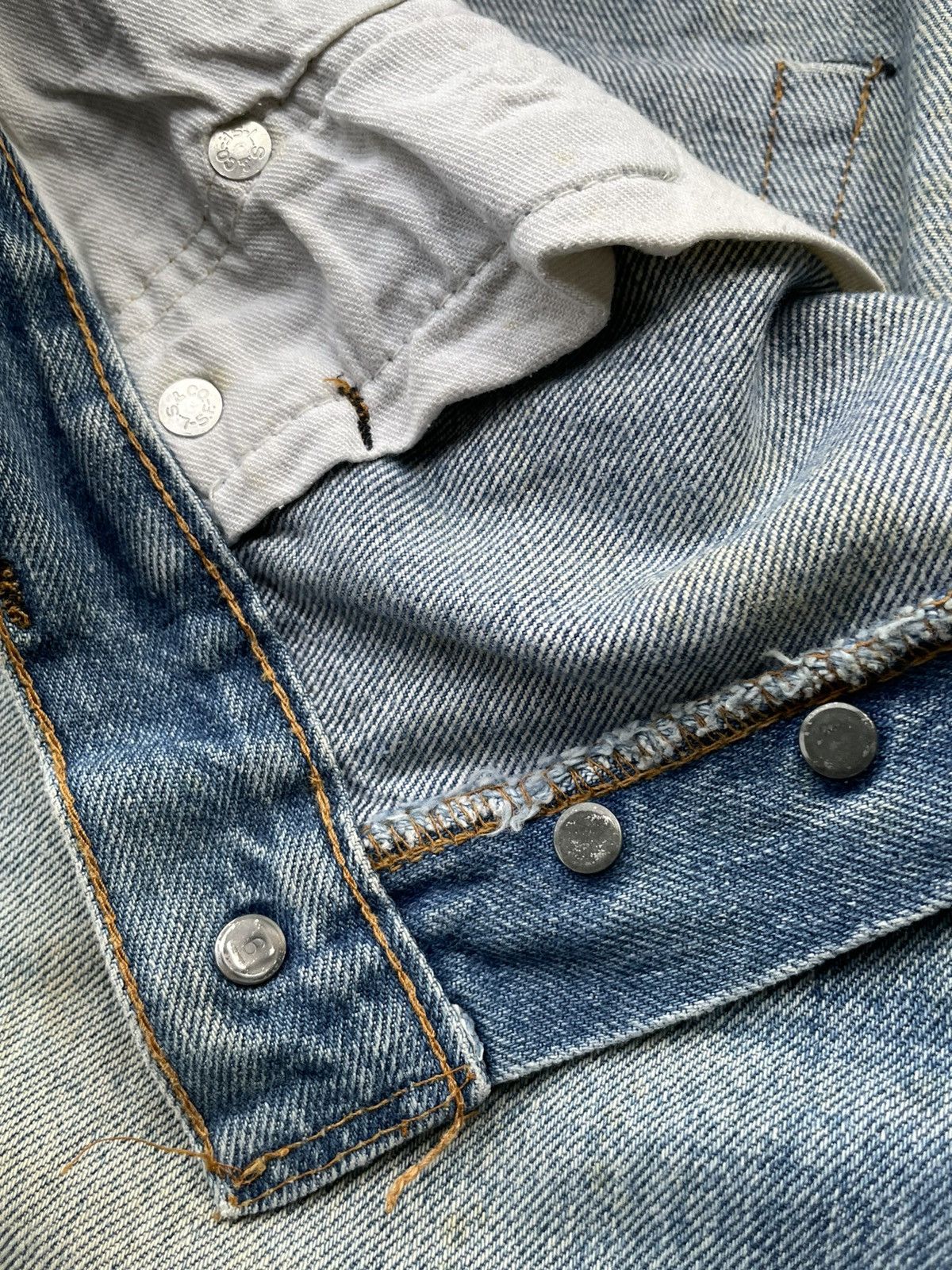 Levi's Vintage Levis 501e Redline 1977 Aging Faded Wash Denim Size US 32 / EU 48 - 14 Thumbnail