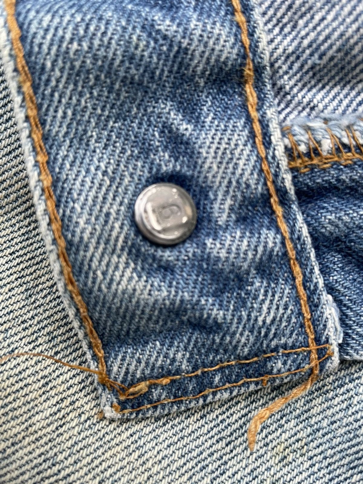 Levi's Vintage Levis 501e Redline 1977 Aging Faded Wash Denim Size US 32 / EU 48 - 13 Thumbnail