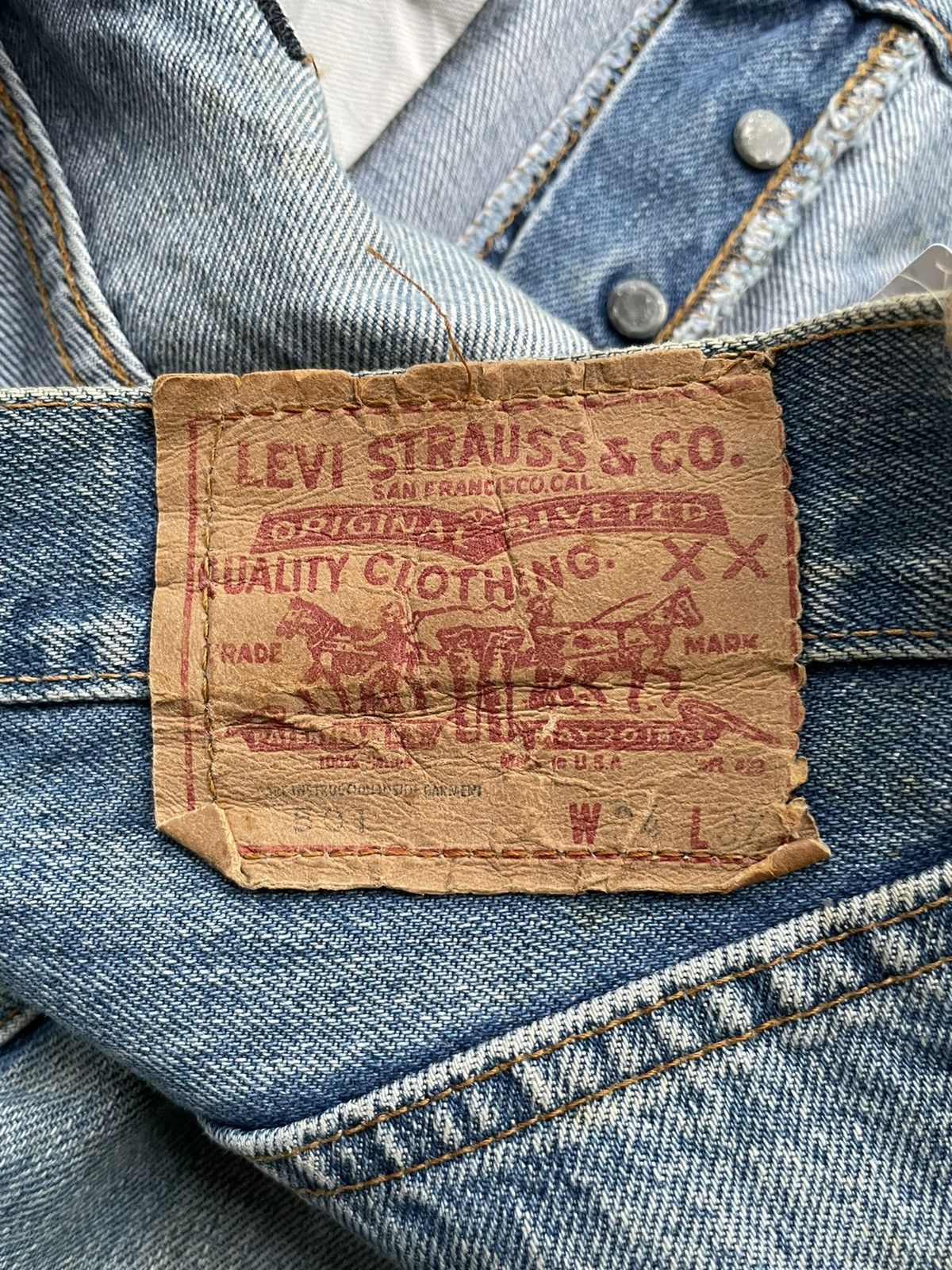 Levi's Vintage Levis 501e Redline 1977 Aging Faded Wash Denim Size US 32 / EU 48 - 9 Thumbnail