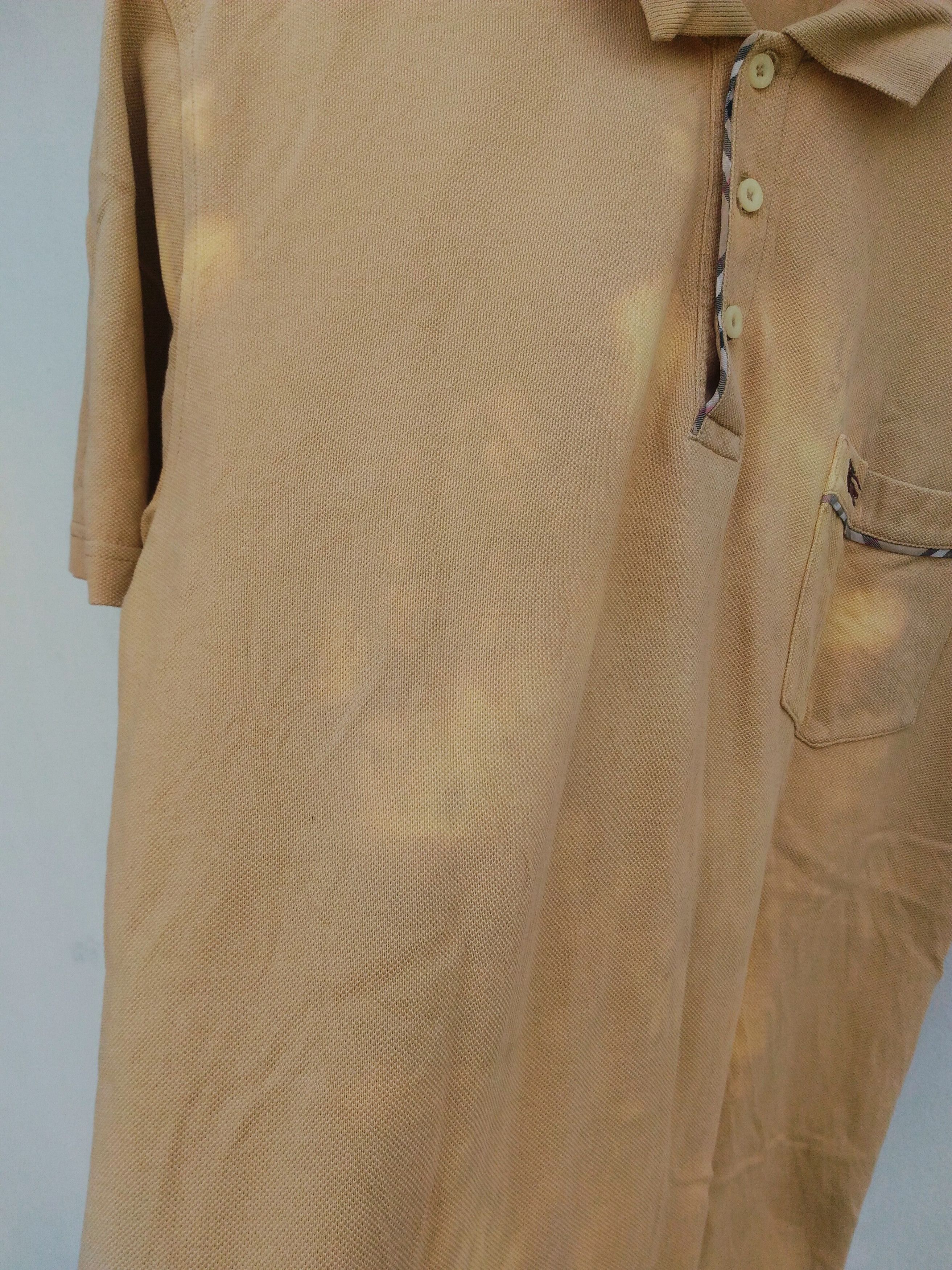 Burberry Burberry Polo Shirt Distressed Size US M / EU 48-50 / 2 - 7 Thumbnail