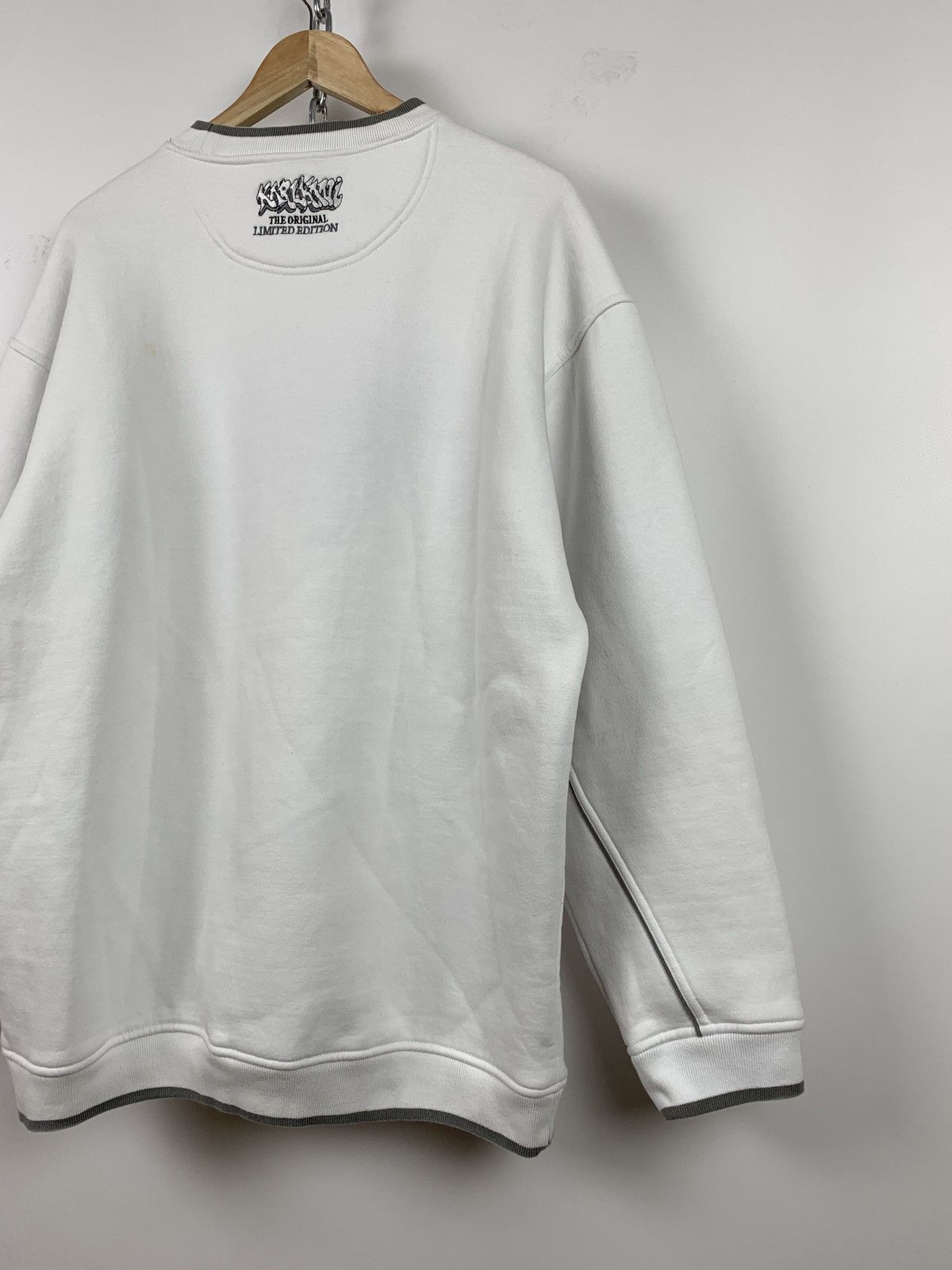 Karl Kani Vintage Karl Kani Limited Edition White Sweatshirt Size US XL / EU 56 / 4 - 18 Thumbnail