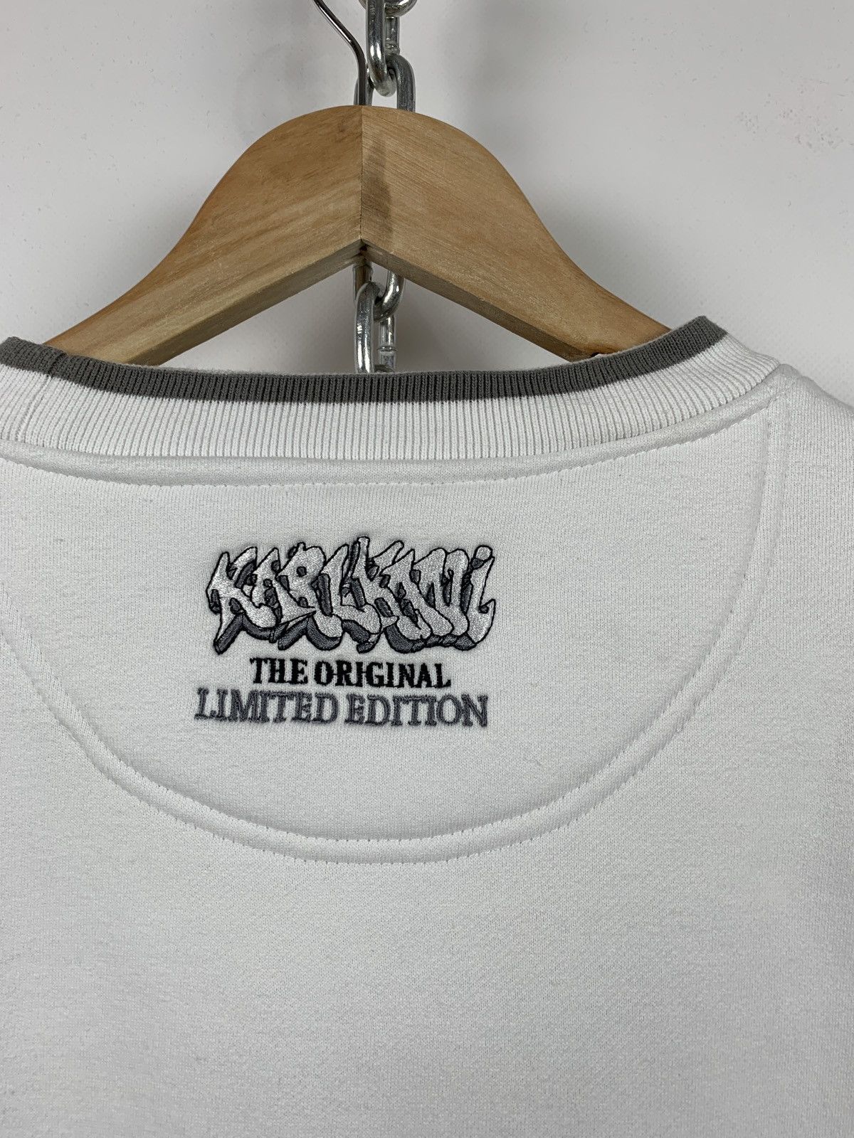 Karl Kani Vintage Karl Kani Limited Edition White Sweatshirt Size US XL / EU 56 / 4 - 16 Thumbnail