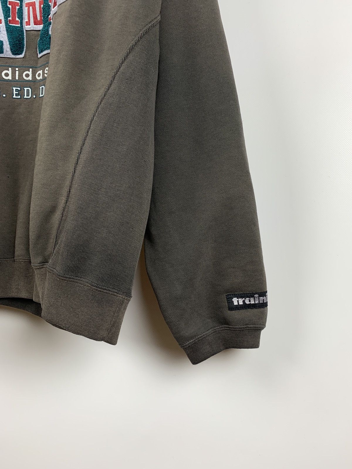 Adidas 90s Vintage Adidas NY Training Phys.Ed.Dept Faded Sweatshirt Size US M / EU 48-50 / 2 - 8 Thumbnail