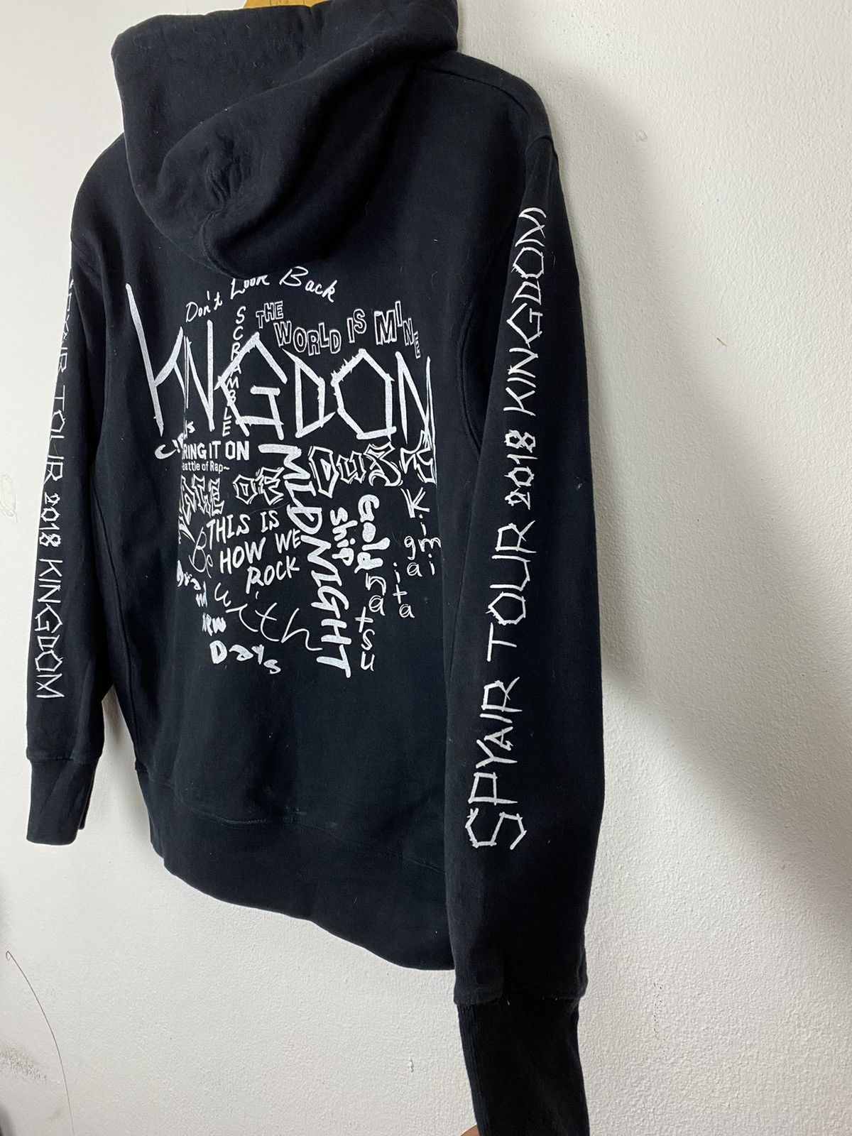 Band Tees Spair Tour 2018 Kingdom Sweatshirt- Large Size Size US L / EU 52-54 / 3 - 6 Thumbnail