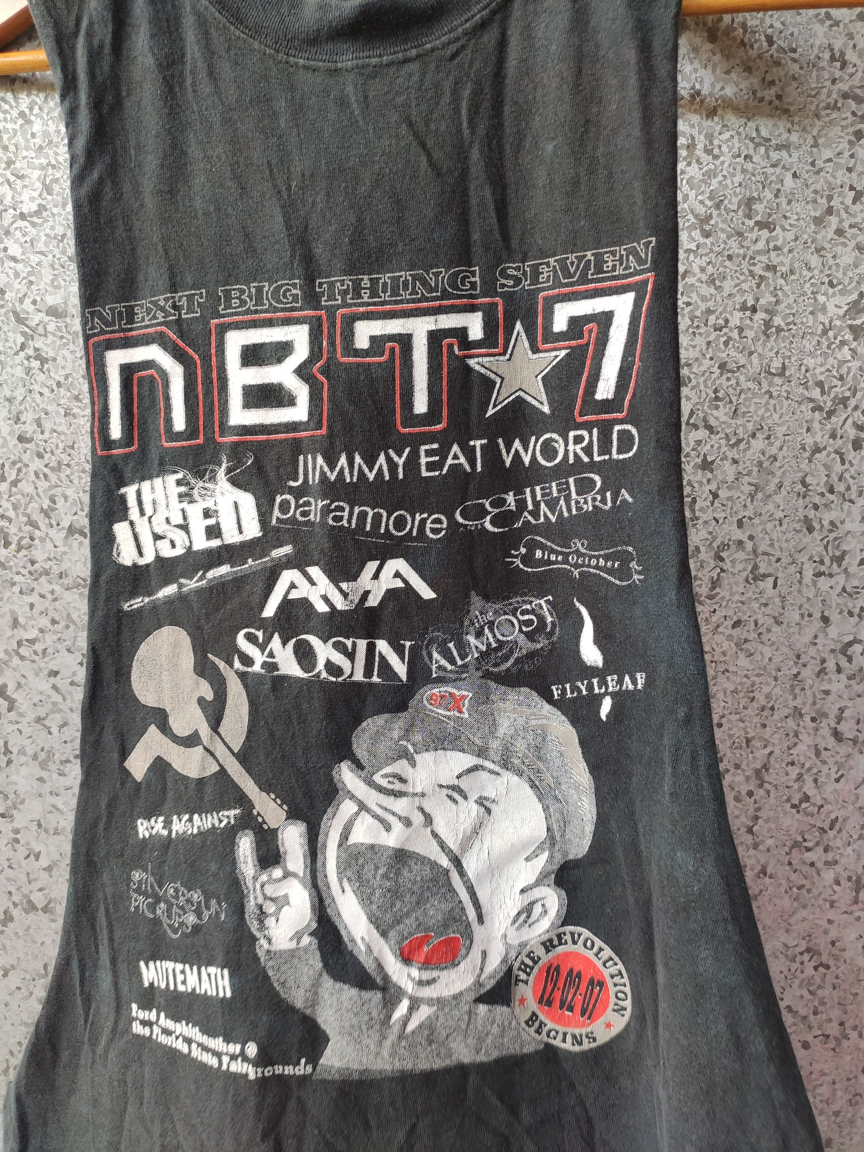 Band Tees Next Big Thing 7 tank top sun faded tees Size US L / EU 52-54 / 3 - 3 Thumbnail