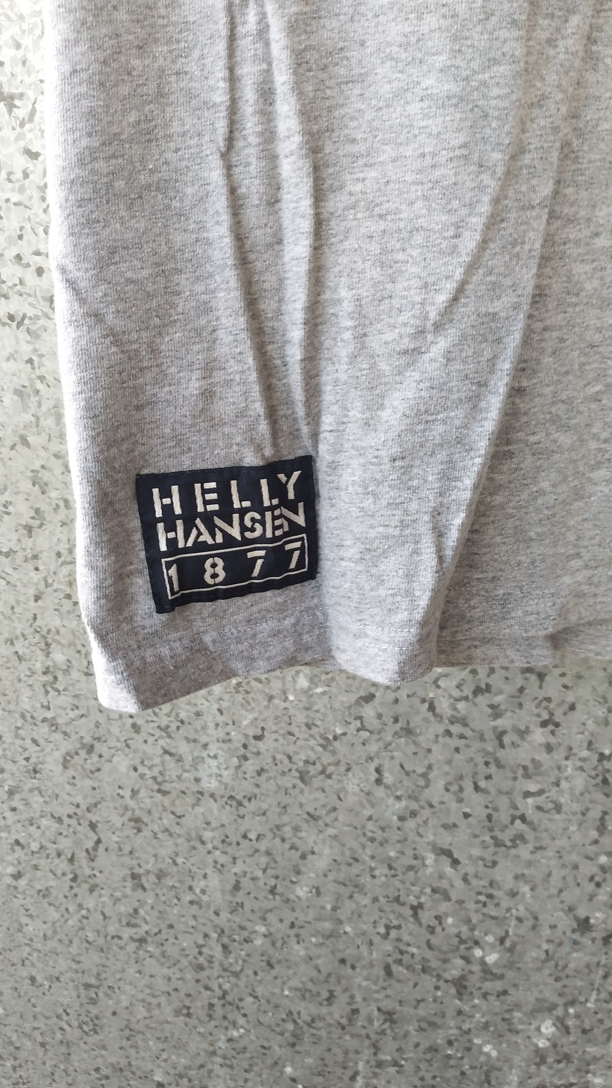 Helly Hansen 🔥 Vtg Helly Hansen Sea Gear t shirt roundneck made in usa Size US M / EU 48-50 / 2 - 3 Thumbnail
