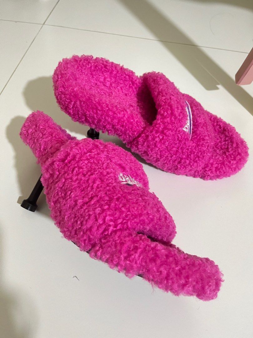 Balenciaga Balenciaga Pink Furry heels Size US 8 / IT 38 - 2 Thumbnail