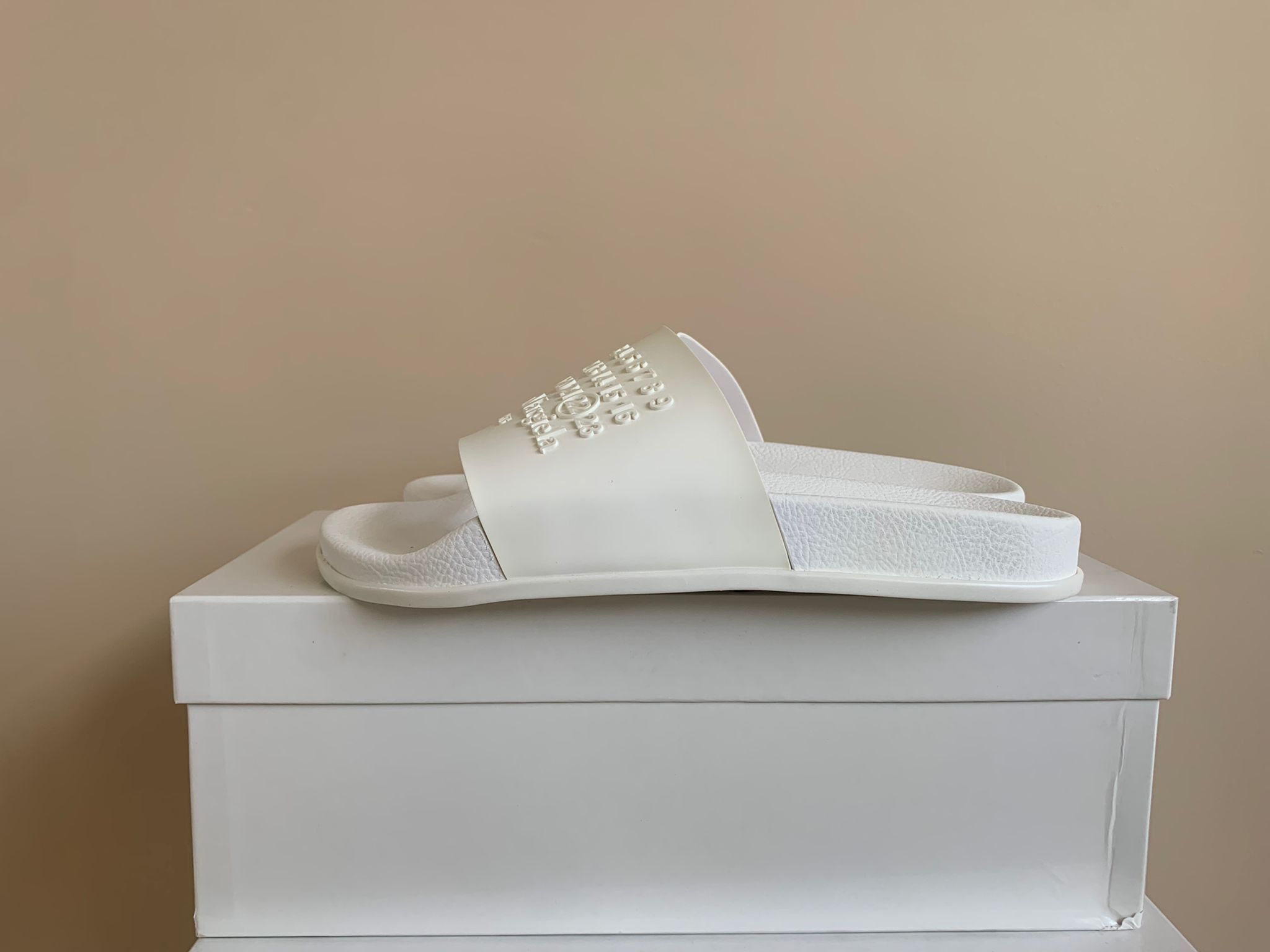 Maison Margiela Logo Sandals Size US 9 / EU 42 - 11 Thumbnail